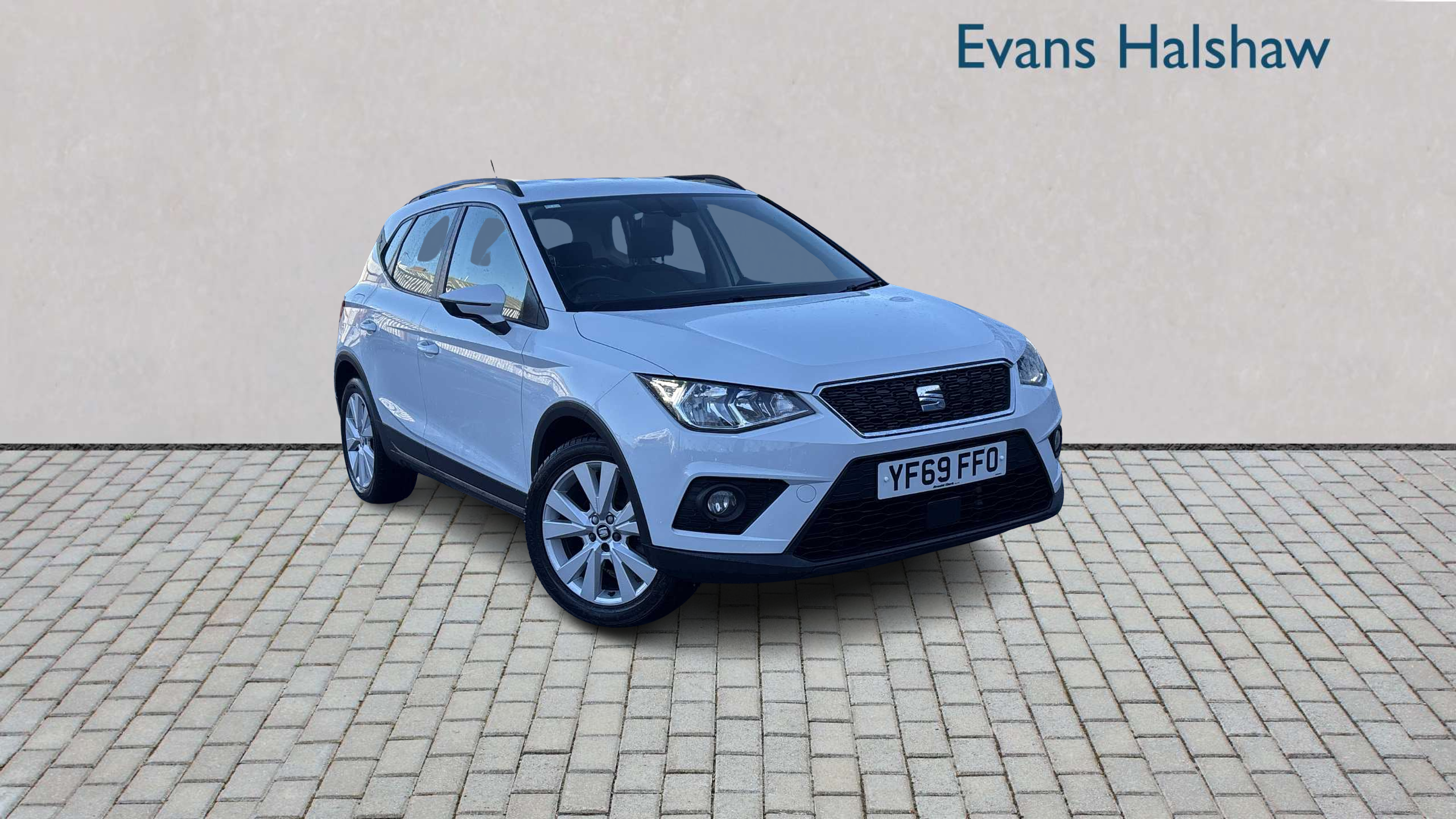Main listing image - SEAT Arona