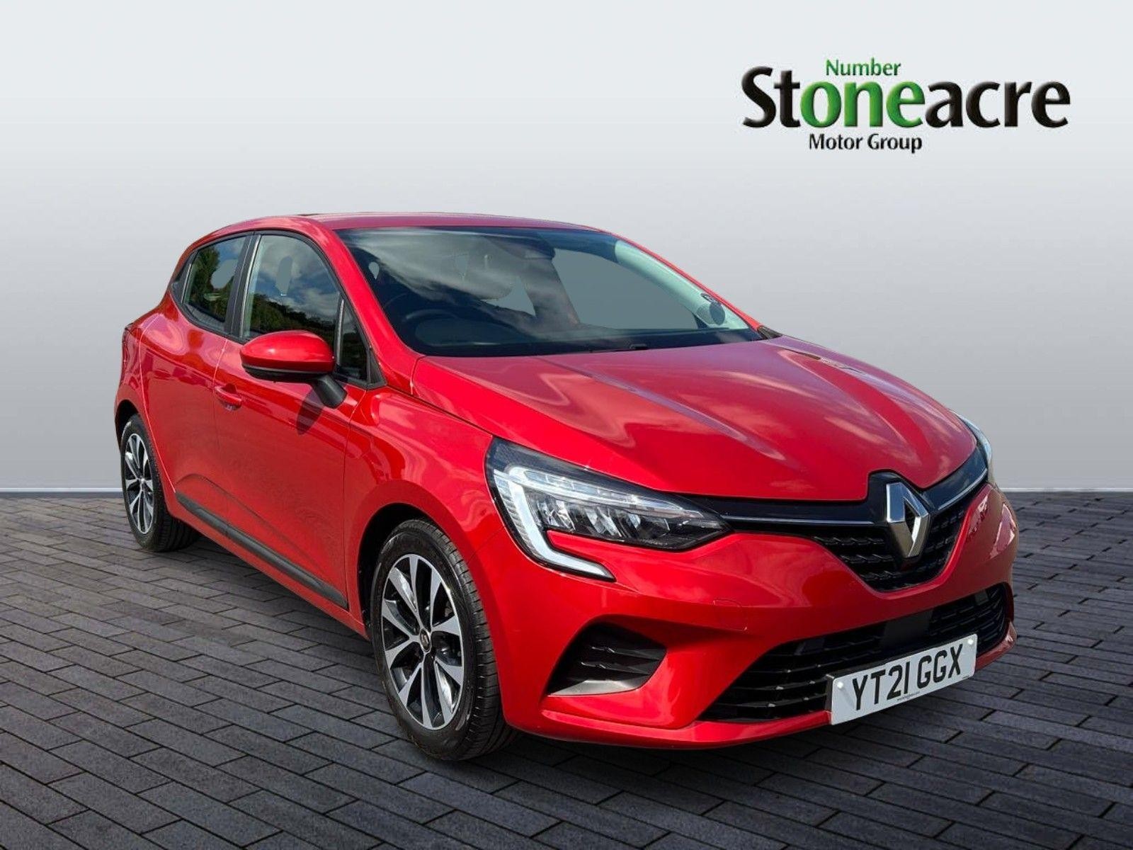 Main listing image - Renault Clio