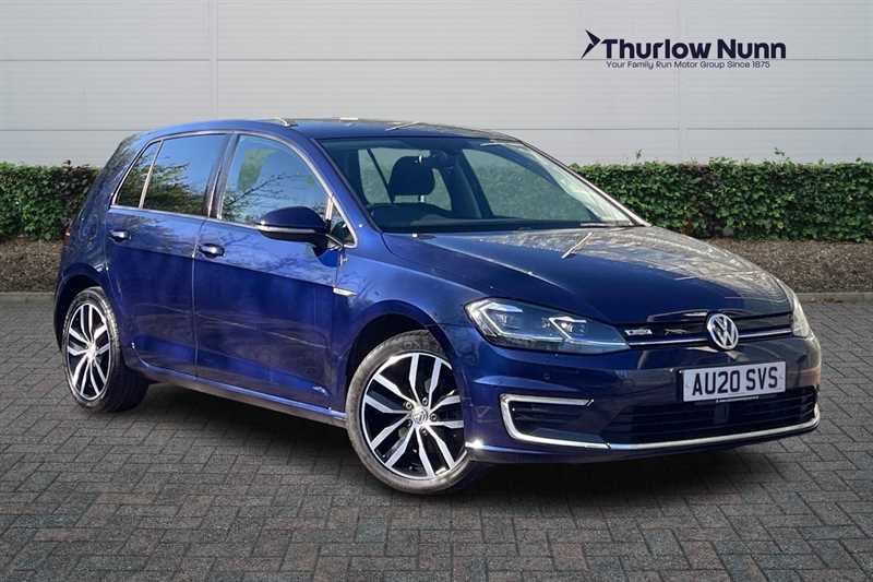Main listing image - Volkswagen e-Golf