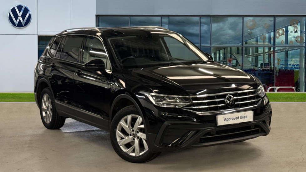 Main listing image - Volkswagen Tiguan Allspace