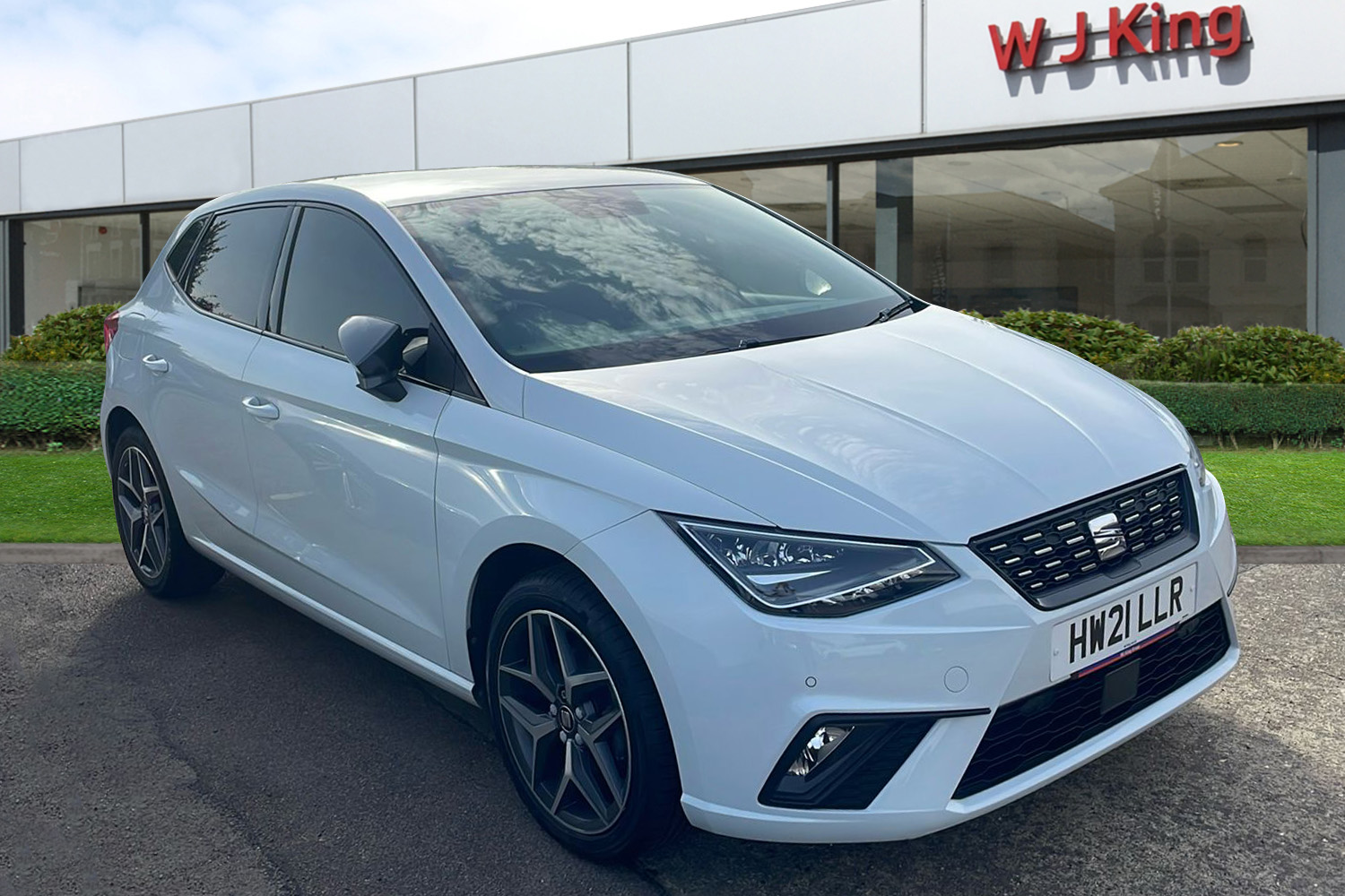 Main listing image - SEAT Ibiza