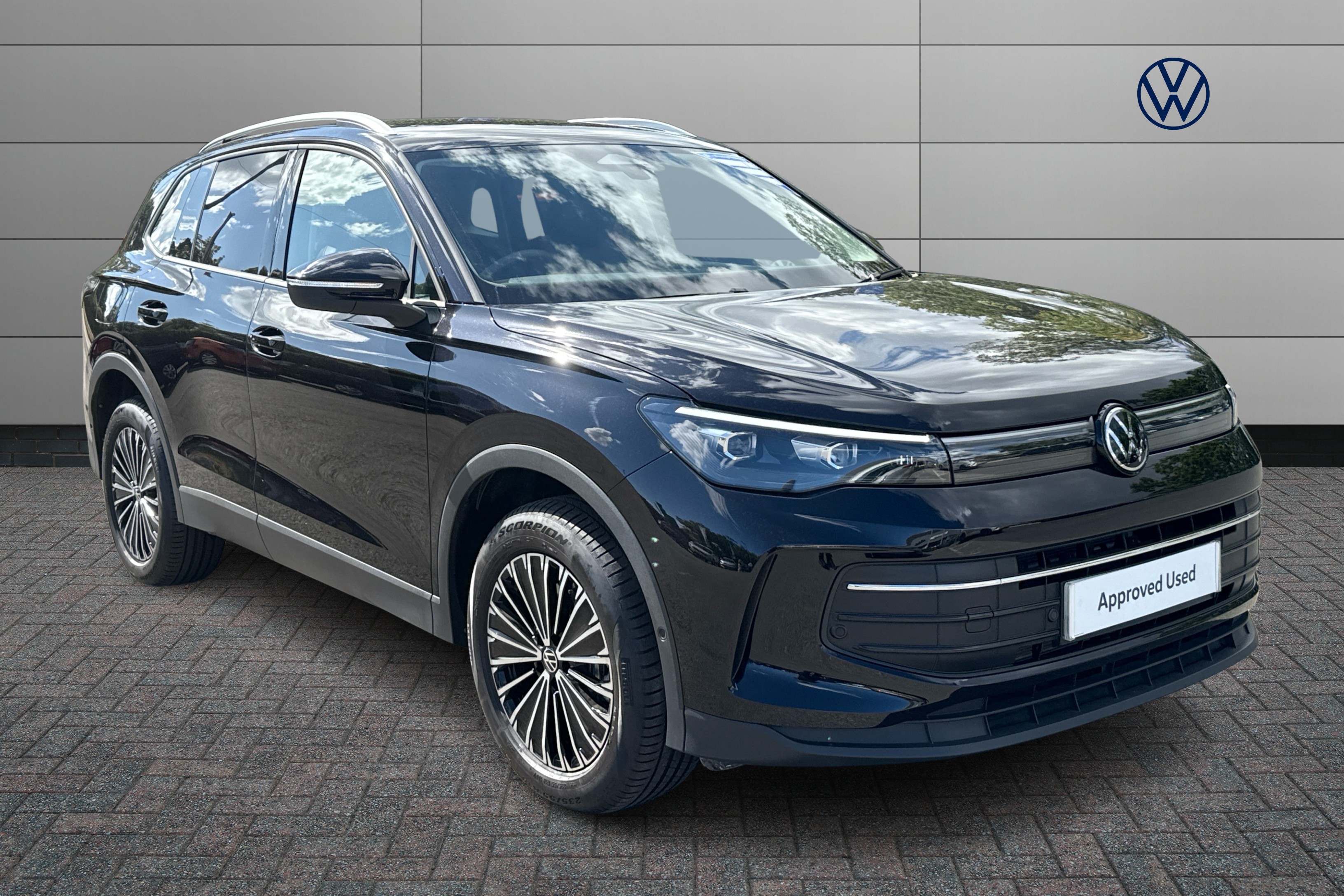 Main listing image - Volkswagen Tiguan