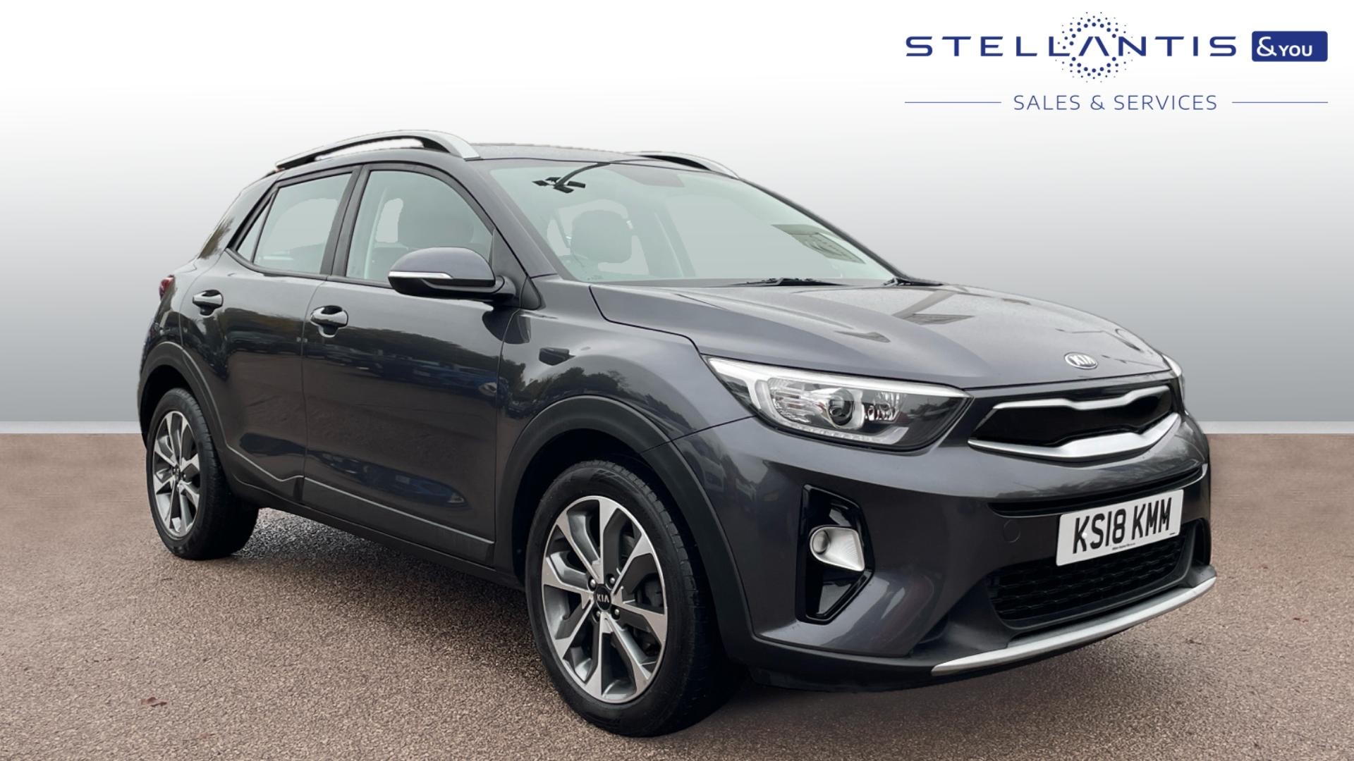 Main listing image - Kia Stonic