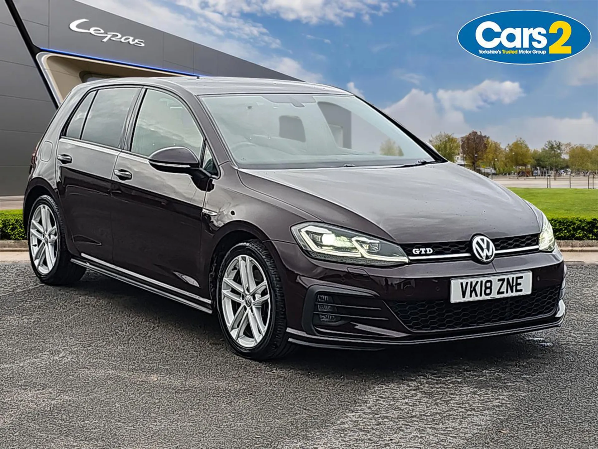 Main listing image - Volkswagen Golf