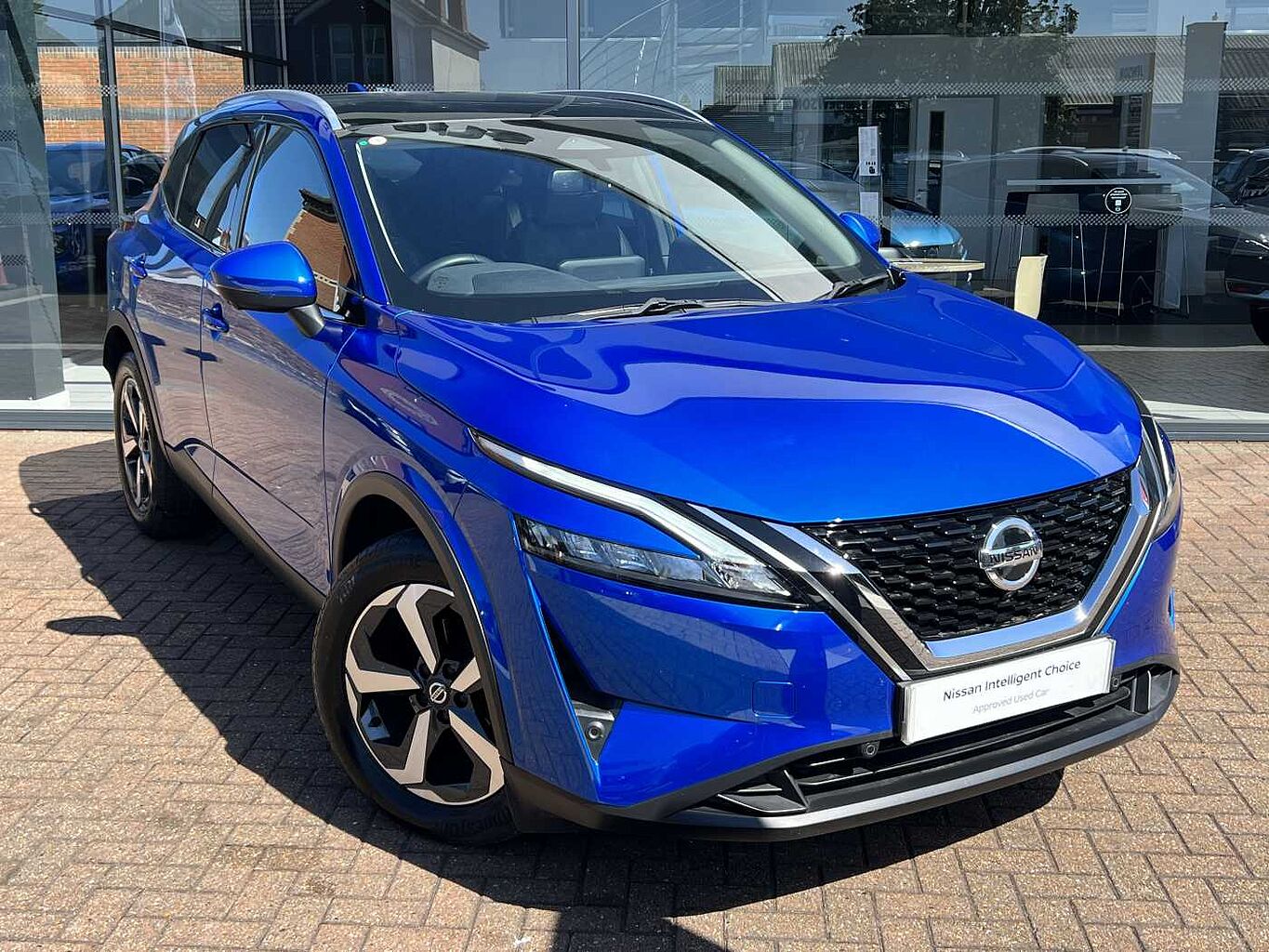 Main listing image - Nissan Qashqai