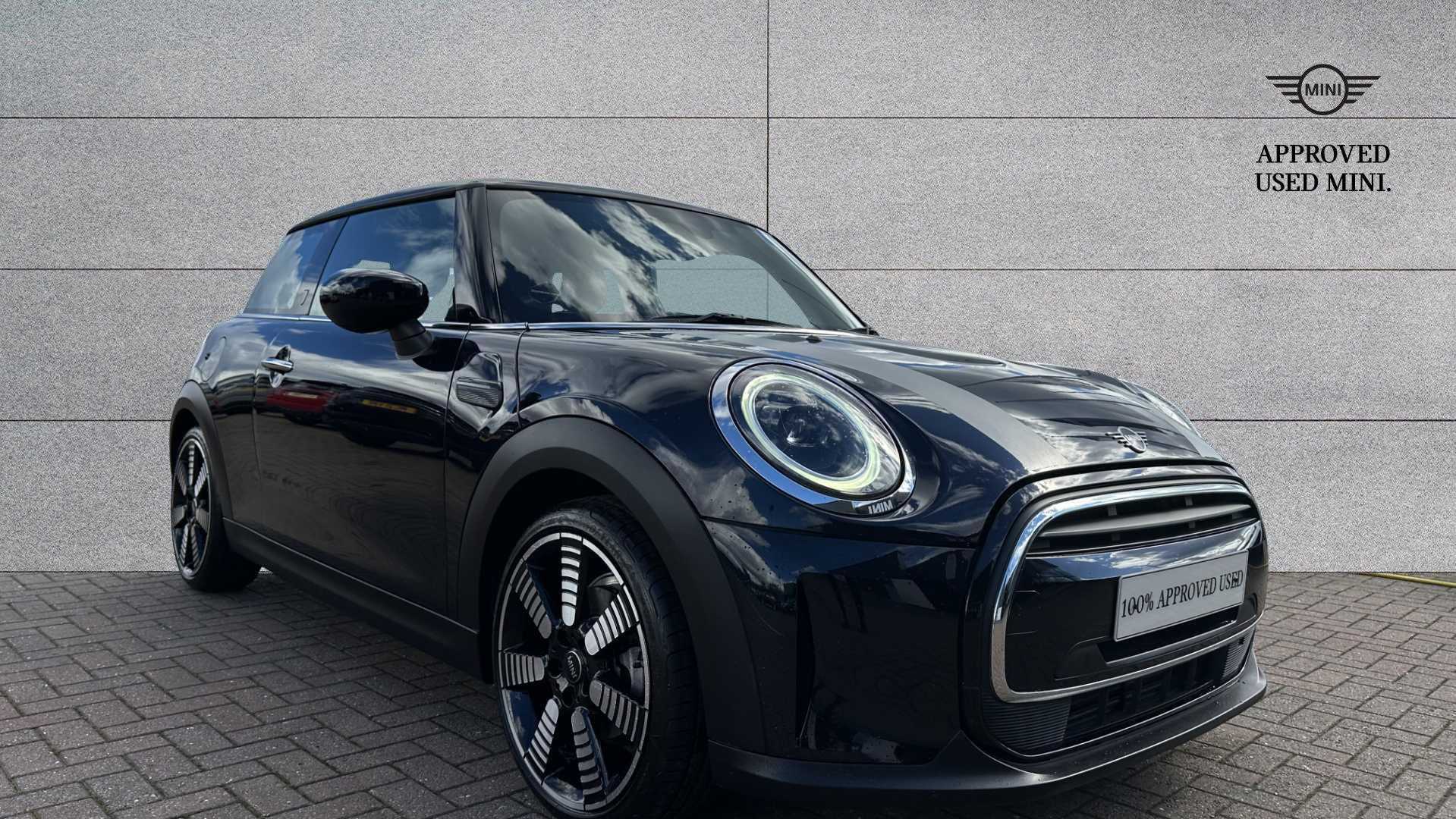 Main listing image - MINI Hatchback