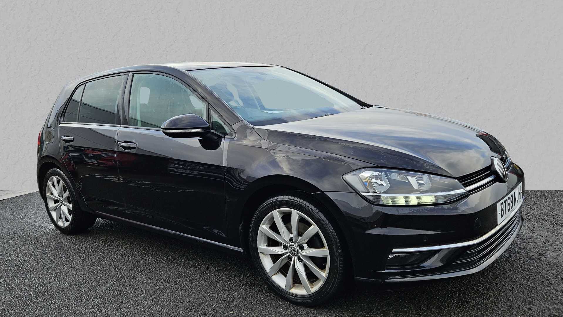 Main listing image - Volkswagen Golf