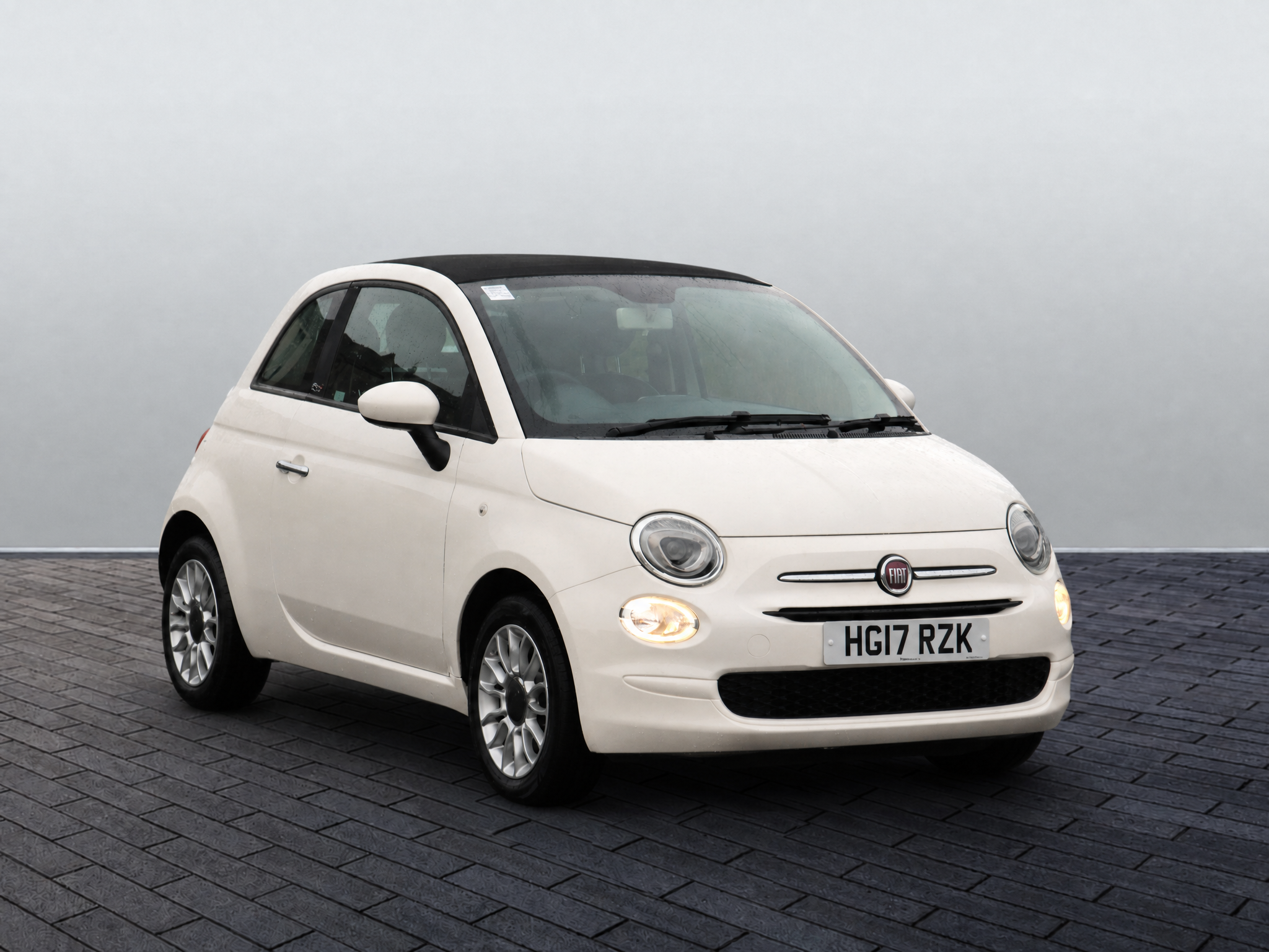 Main listing image - Fiat 500