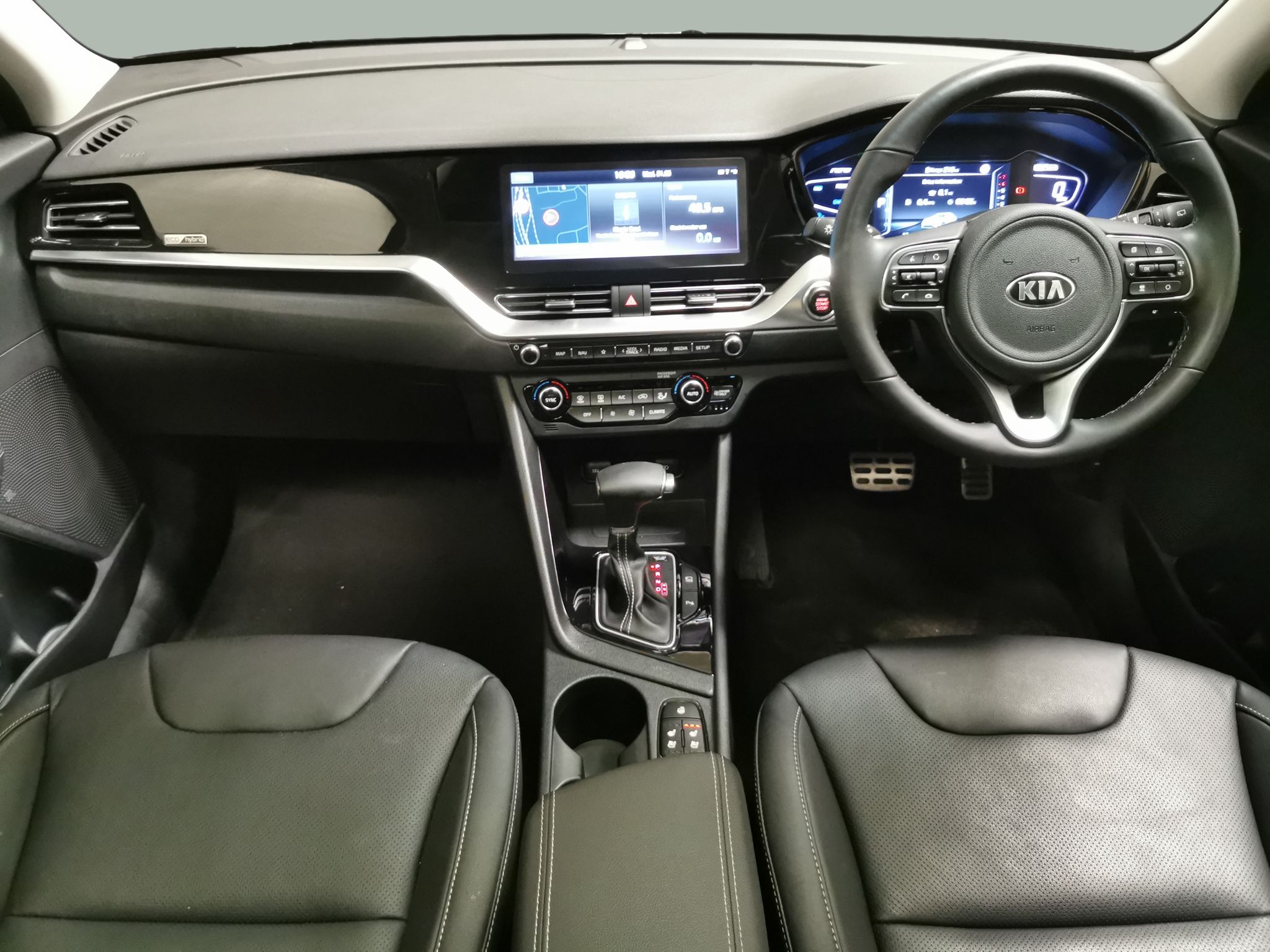Main listing image - Kia Niro
