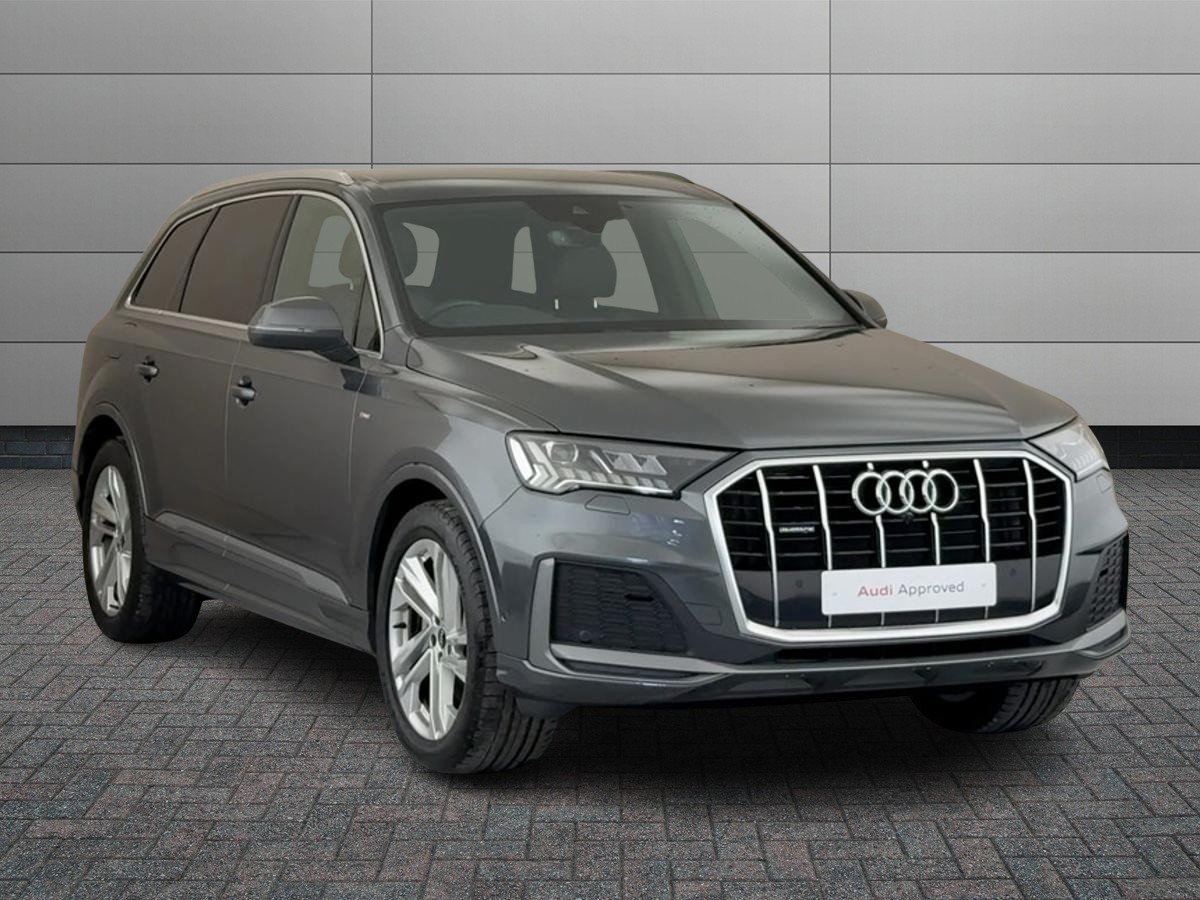 Main listing image - Audi Q7