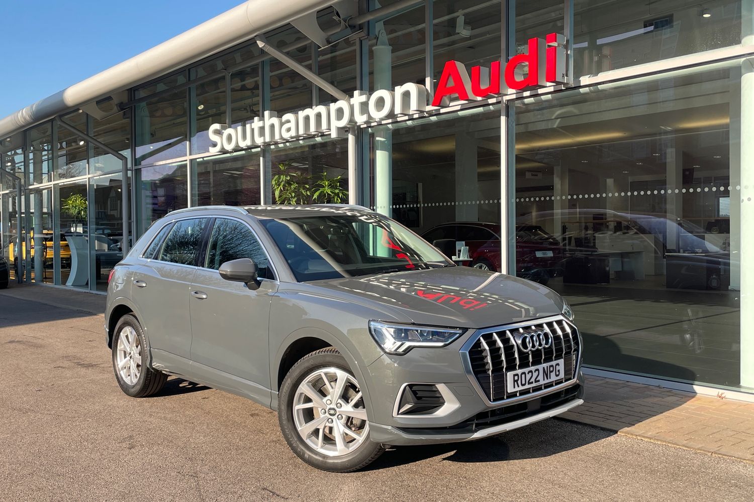 Main listing image - Audi Q3