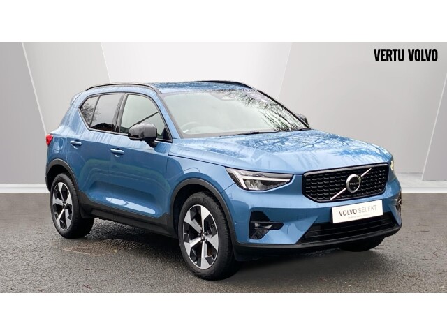 Main listing image - Volvo XC40