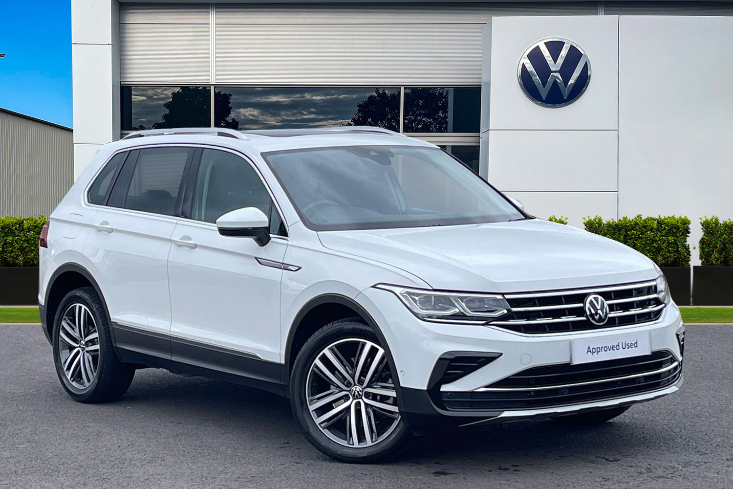 Main listing image - Volkswagen Tiguan