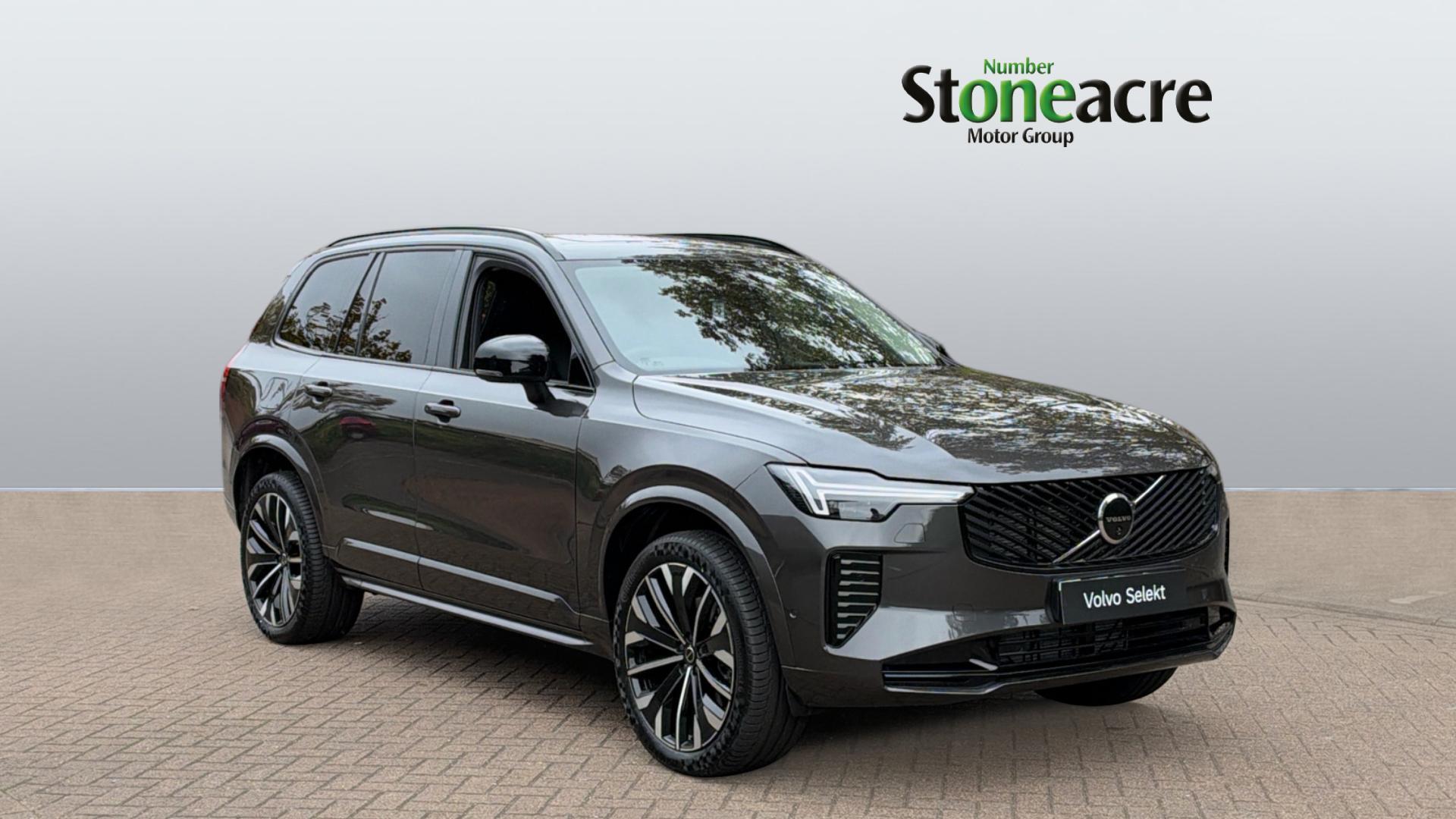 Main listing image - Volvo XC90