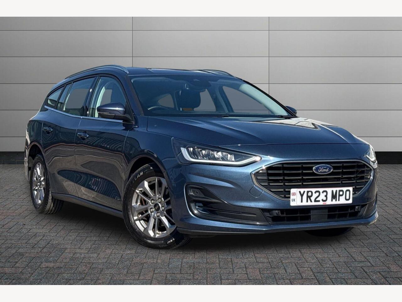 Main listing image - Ford Focus Estate