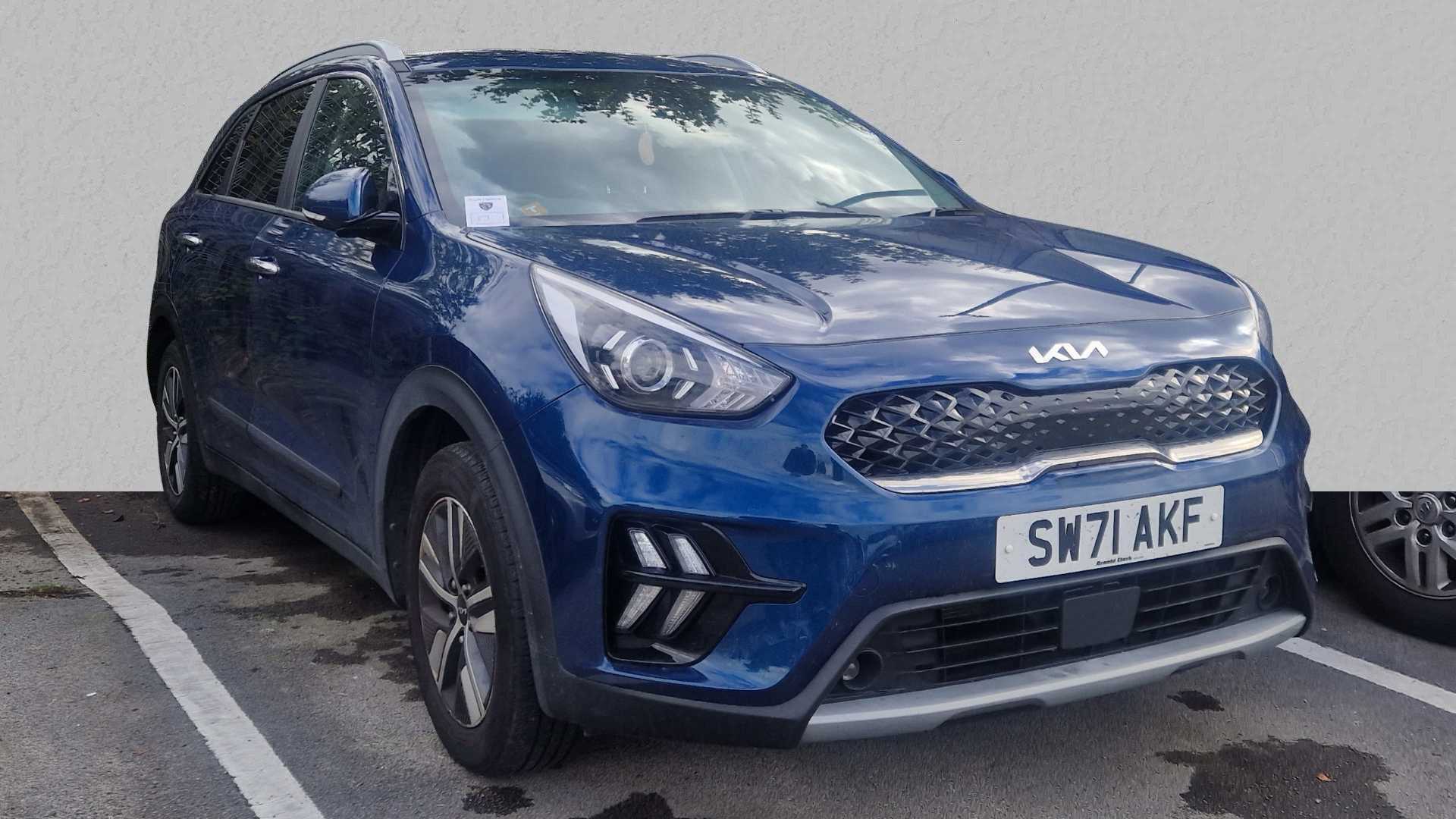 Main listing image - Kia Niro