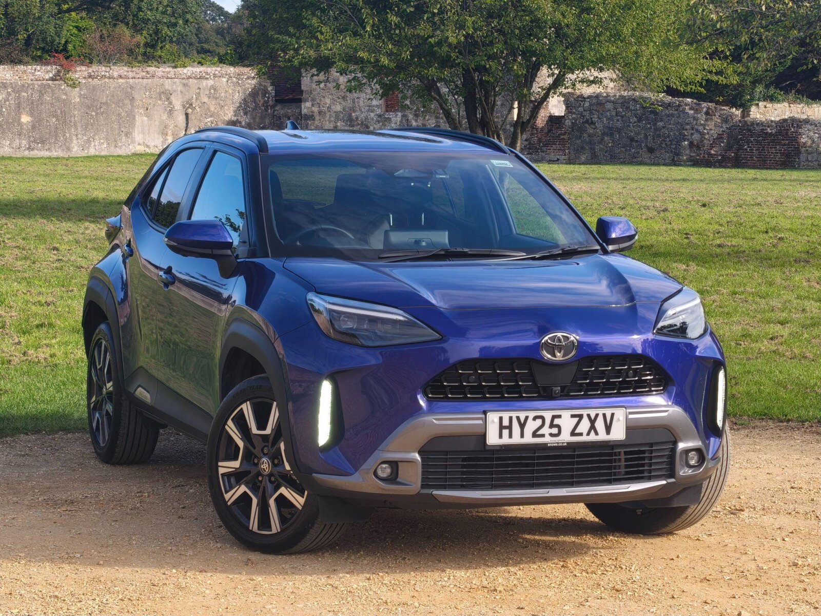 Main listing image - Toyota Yaris Cross