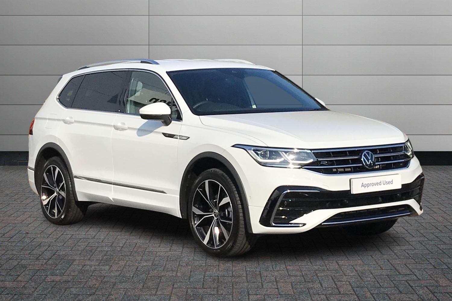 Main listing image - Volkswagen Tiguan Allspace