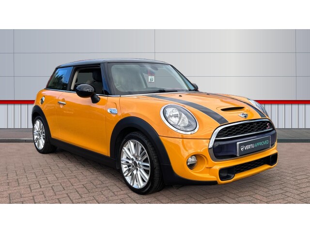 Main listing image - MINI Hatchback