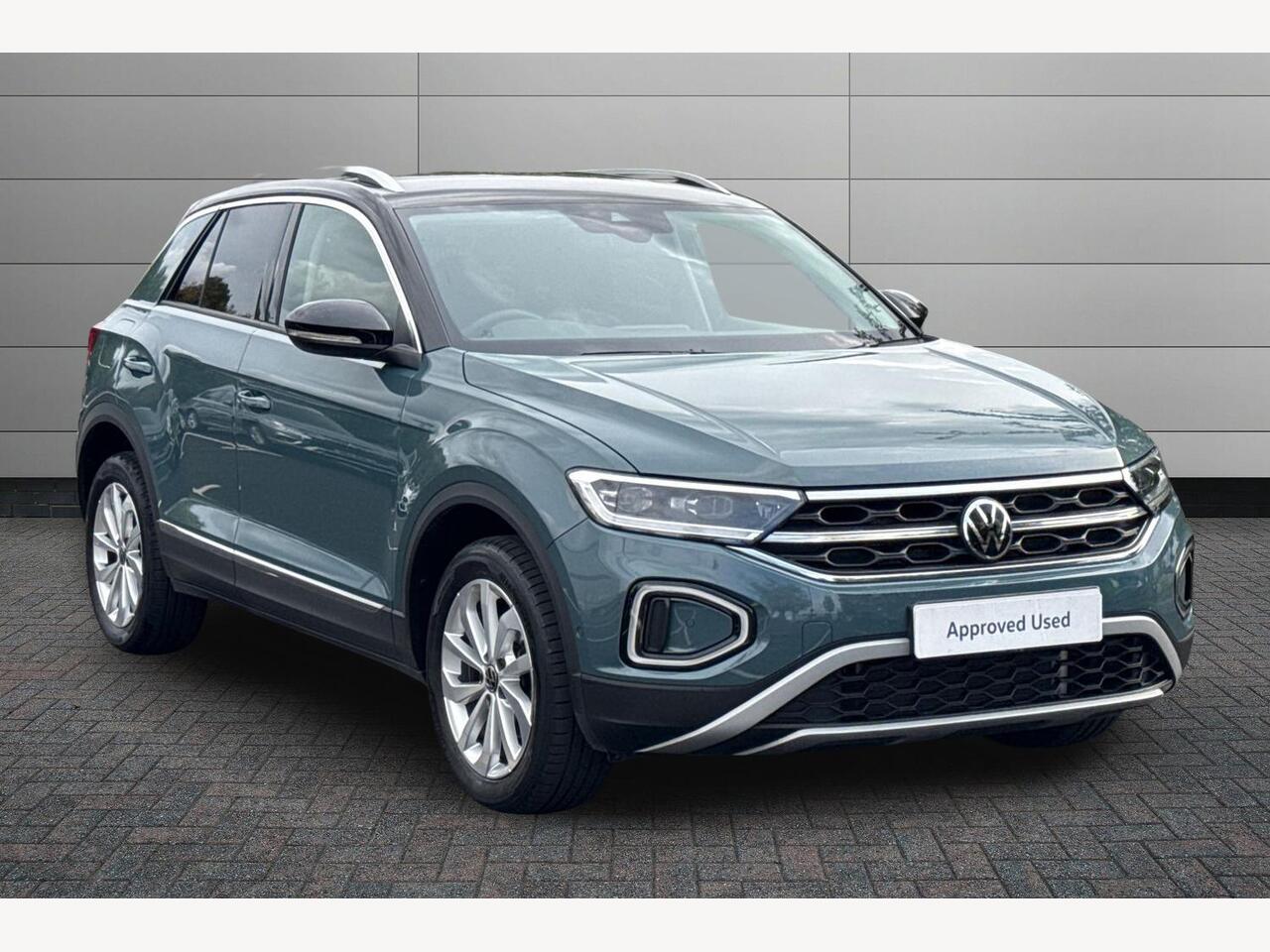 Main listing image - Volkswagen T-Roc