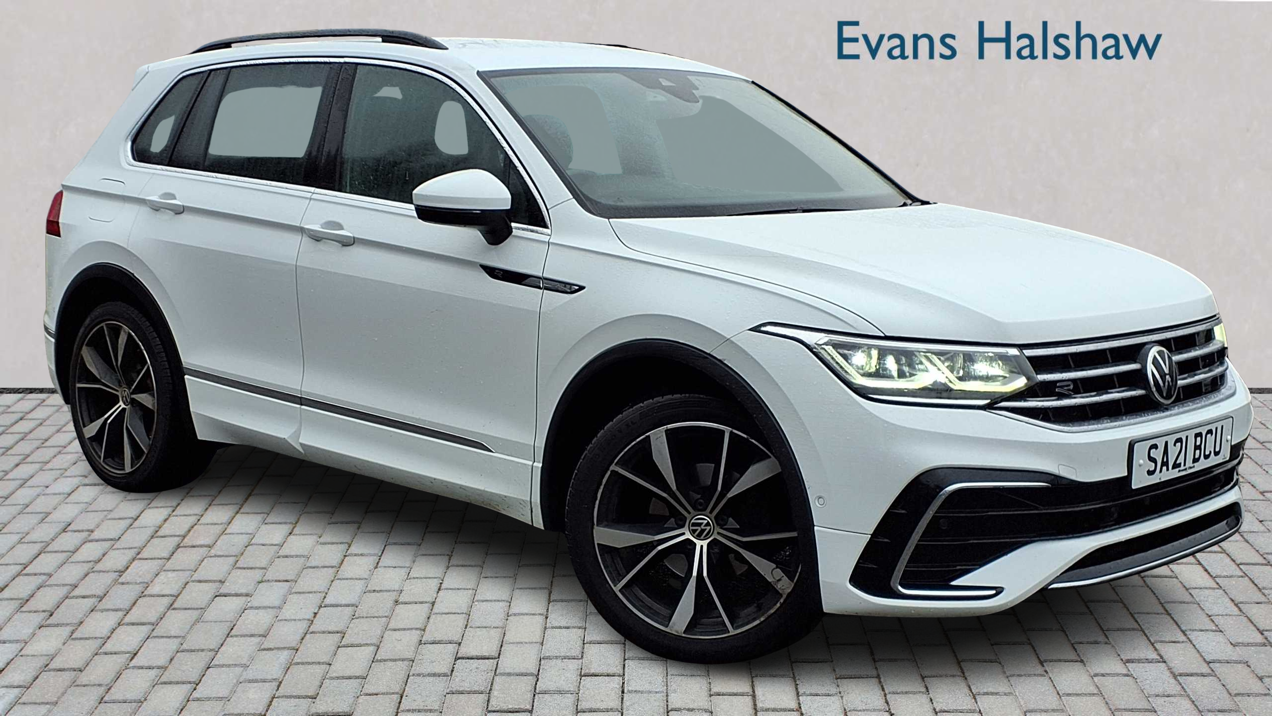 Main listing image - Volkswagen Tiguan