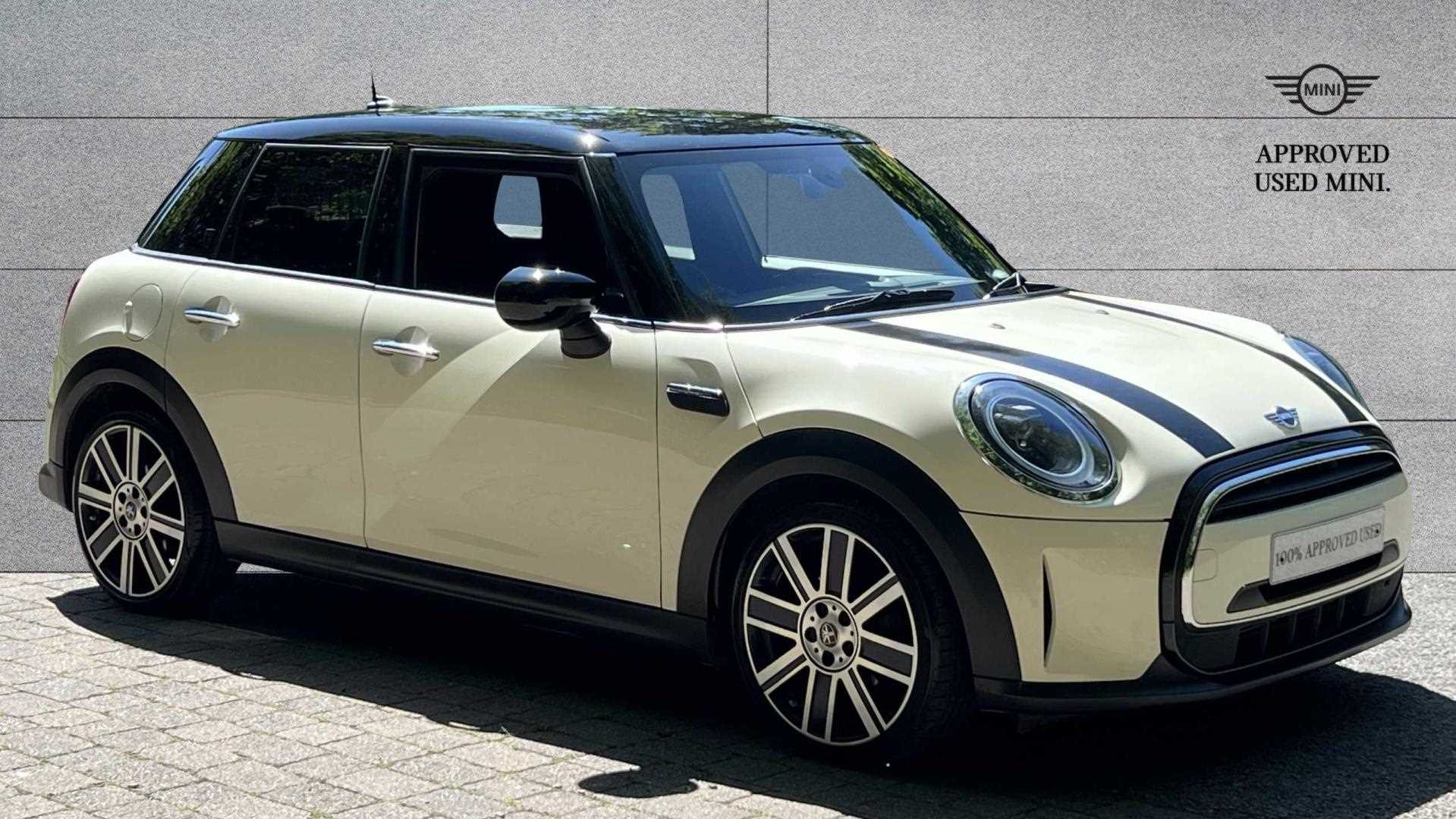 Main listing image - MINI Hatchback 5dr