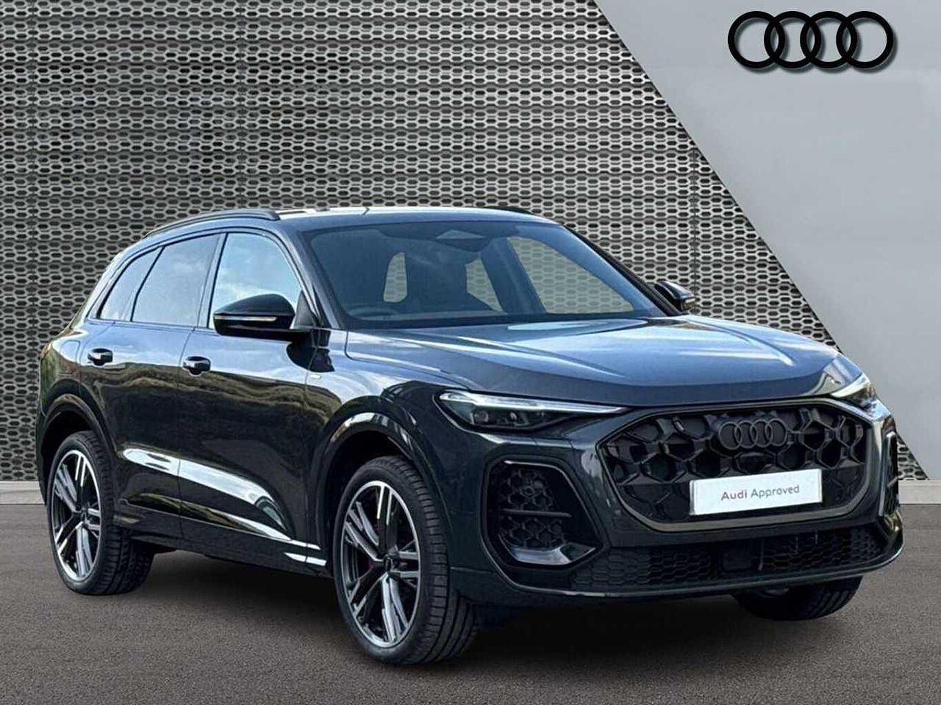 Main listing image - Audi Q5