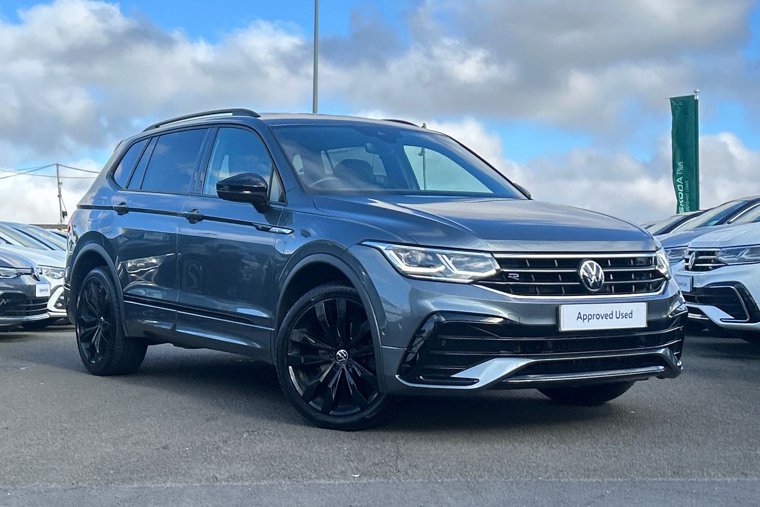 Main listing image - Volkswagen Tiguan Allspace