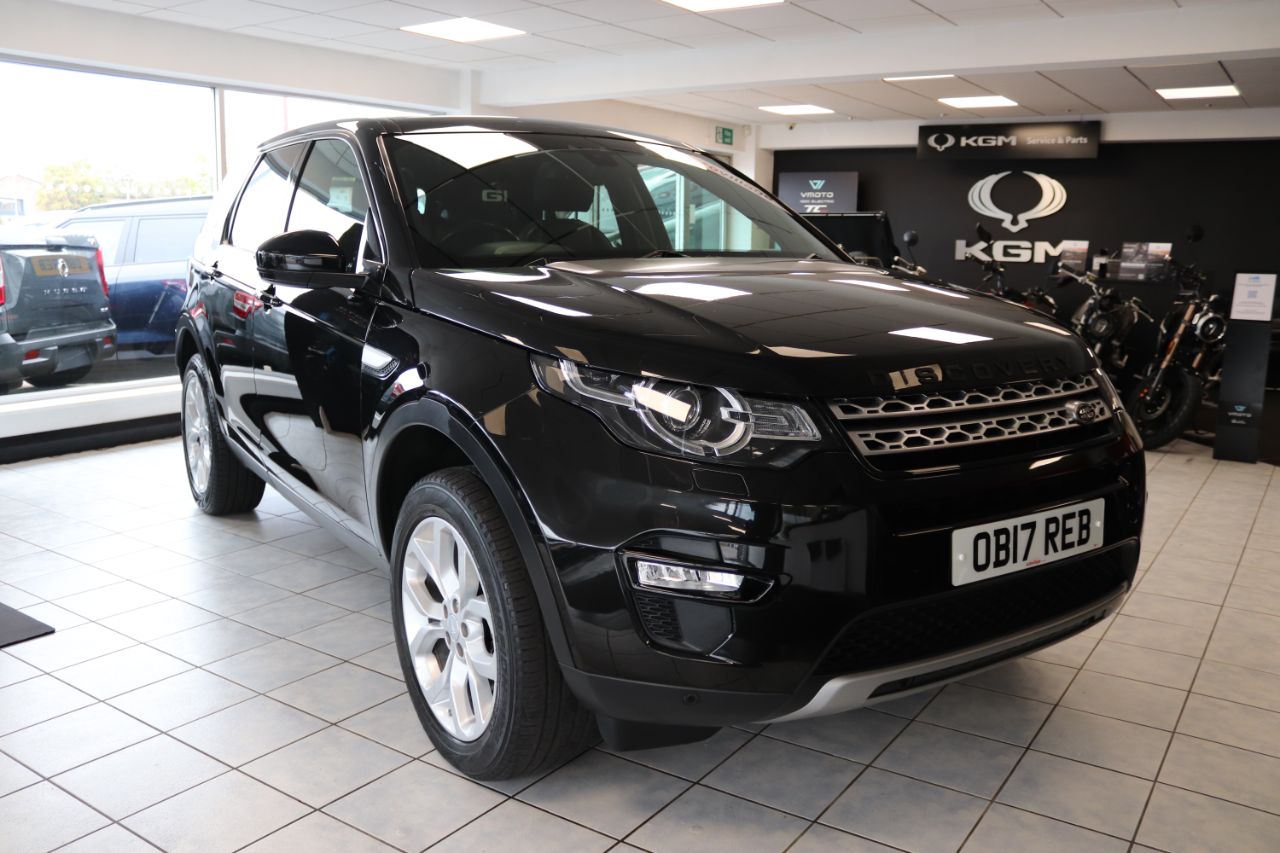 Main listing image - Land Rover Discovery Sport