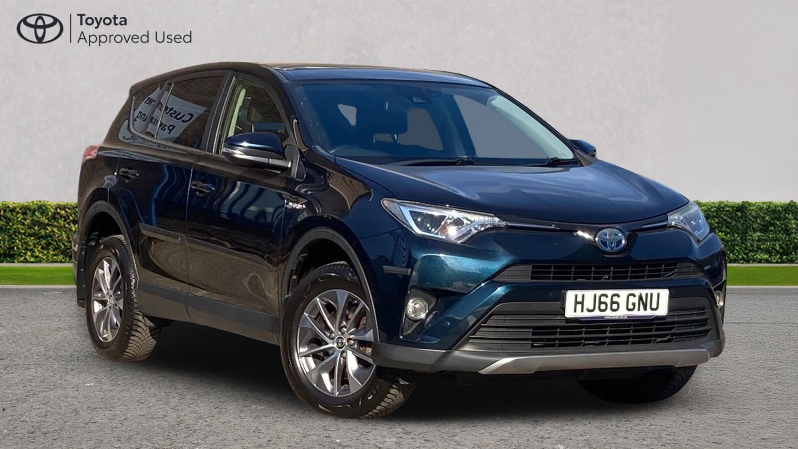 Main listing image - Toyota RAV4