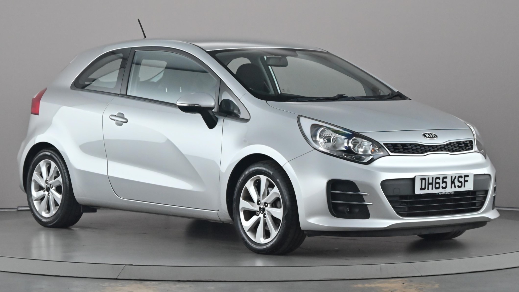 Main listing image - Kia Rio