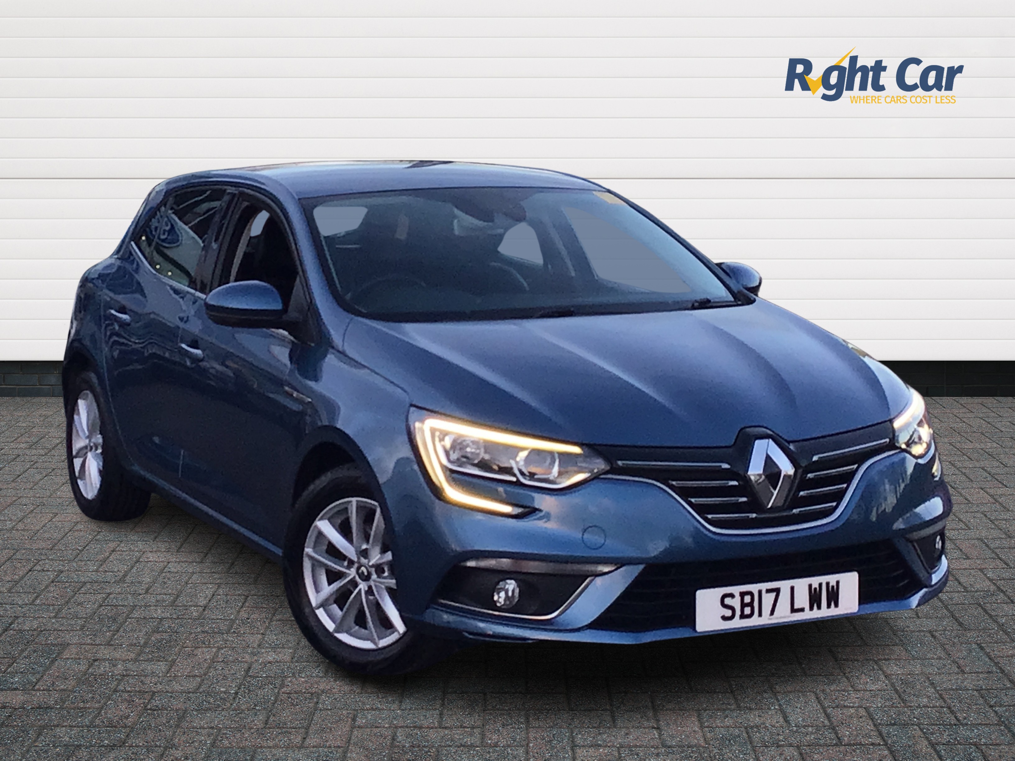 Main listing image - Renault Megane