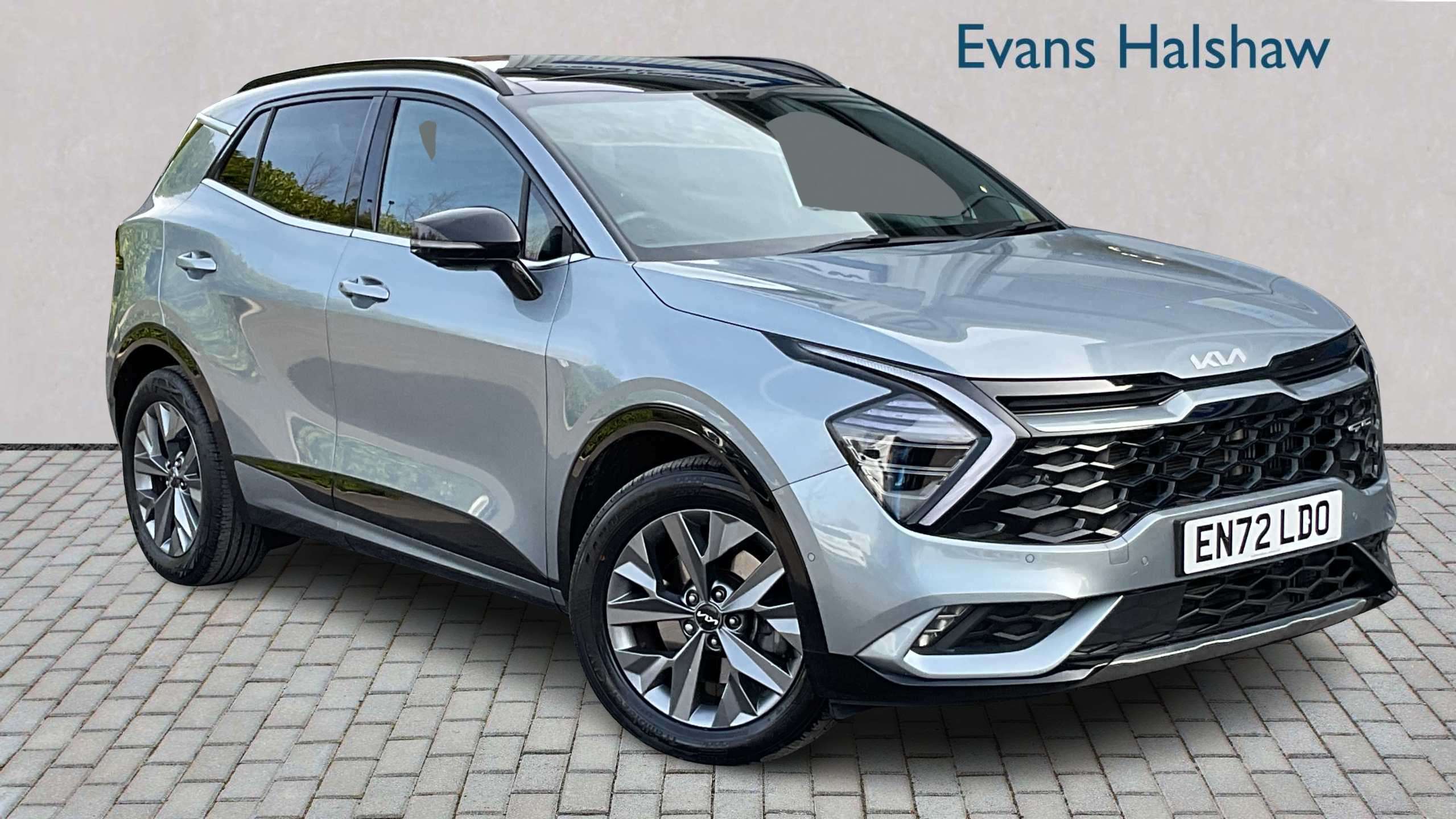 Main listing image - Kia Sportage