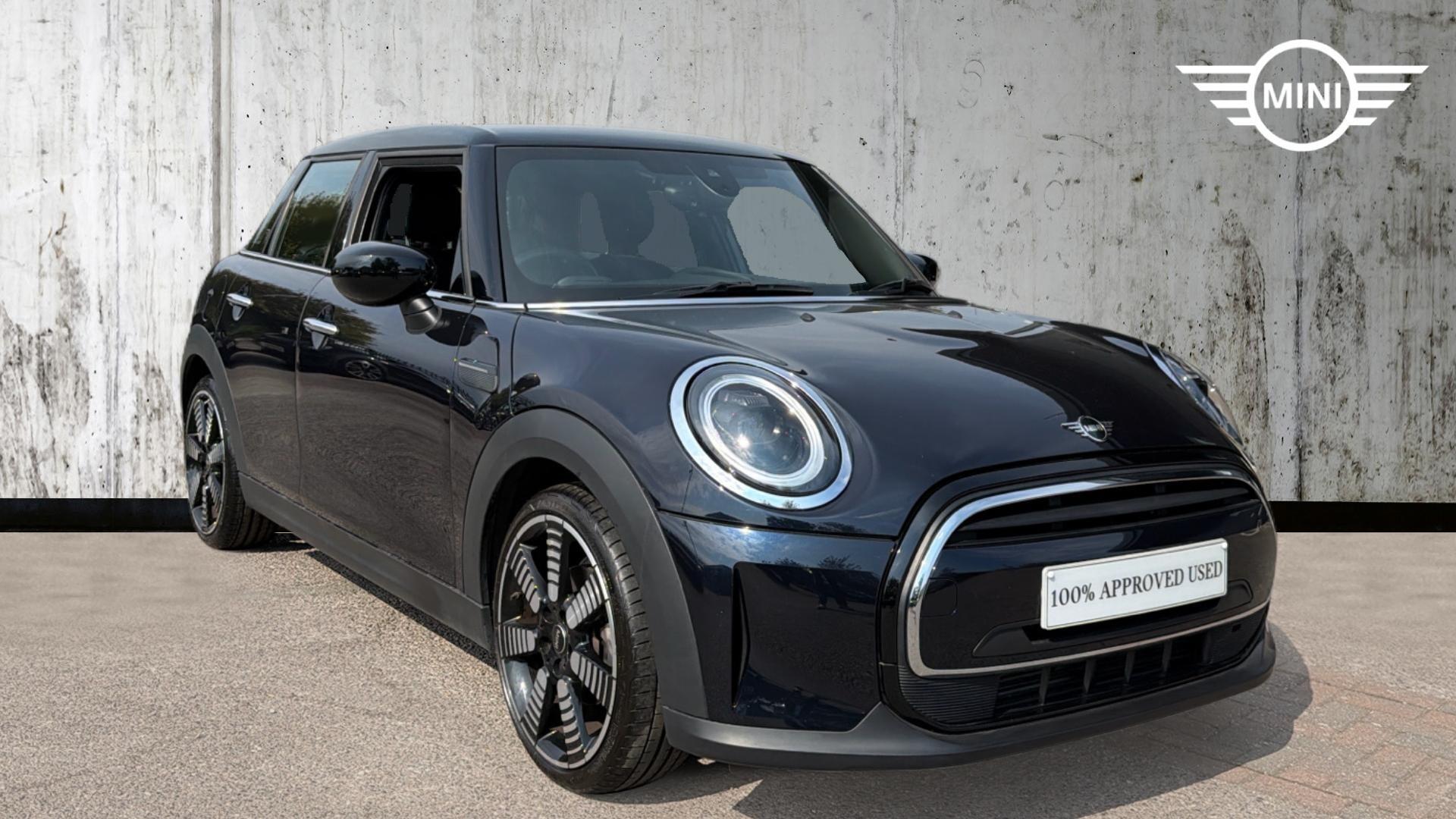 Main listing image - MINI Hatchback