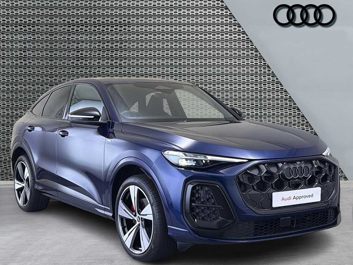 Main listing image - Audi Q5