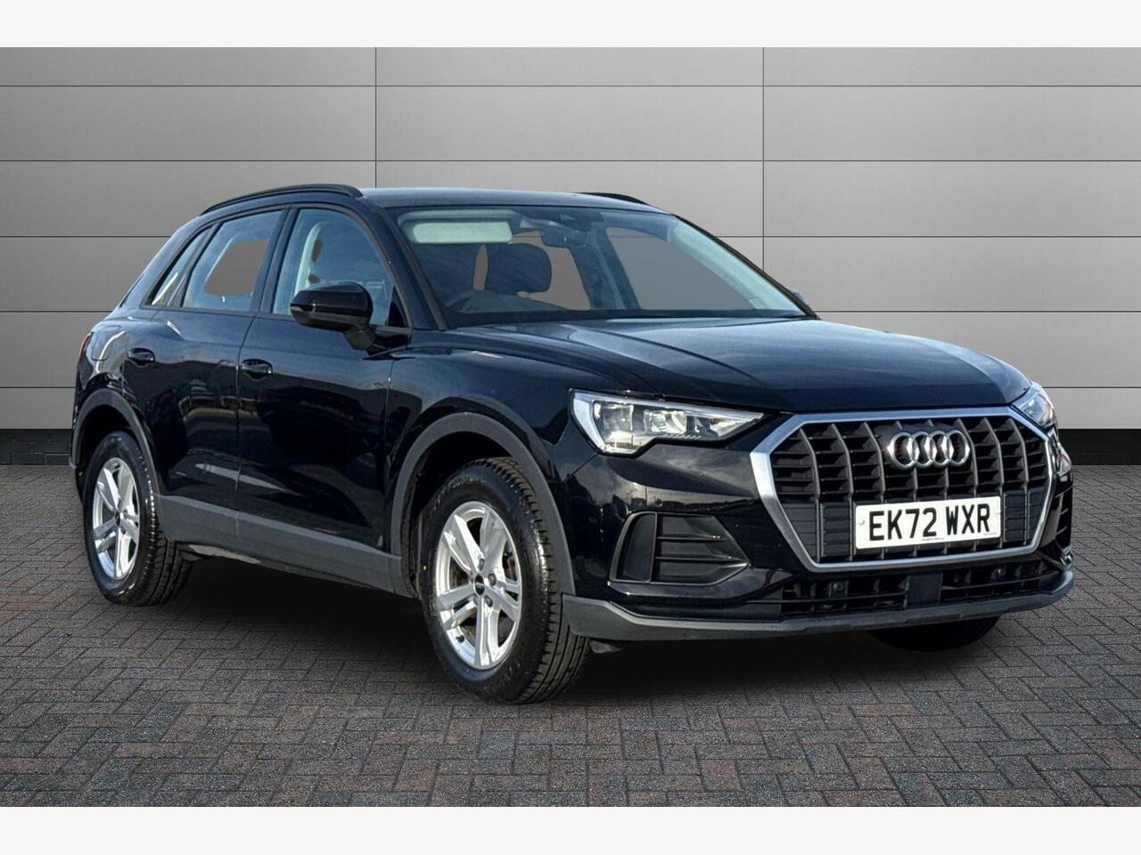 Main listing image - Audi Q3