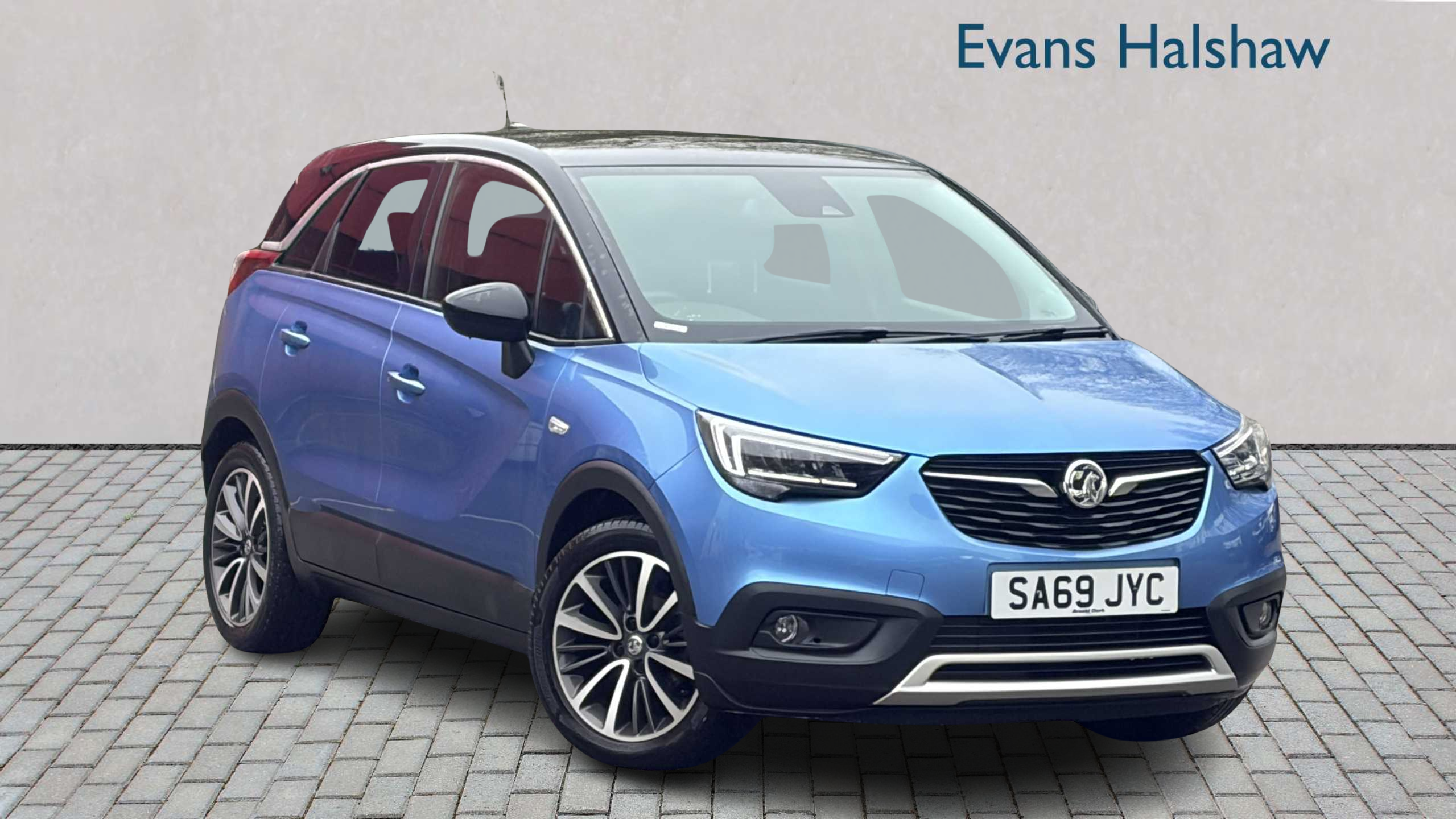 Main listing image - Vauxhall Crossland X
