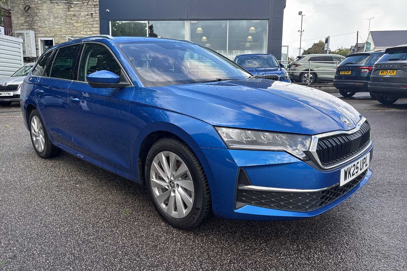 Main listing image - Skoda Octavia Estate