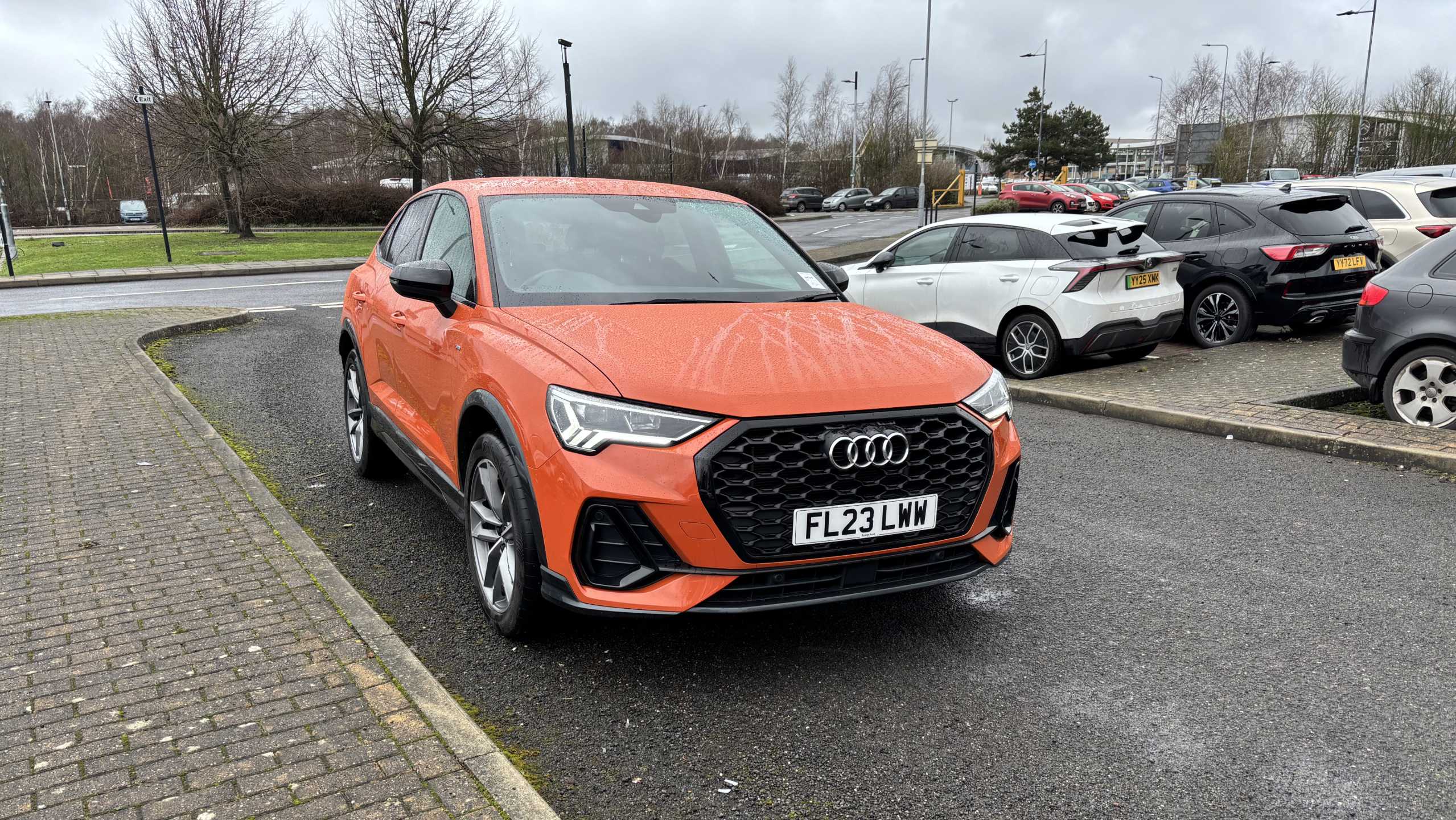 Main listing image - Audi Q3