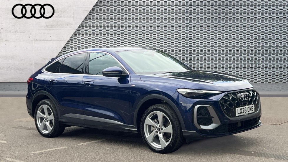 Main listing image - Audi Q5