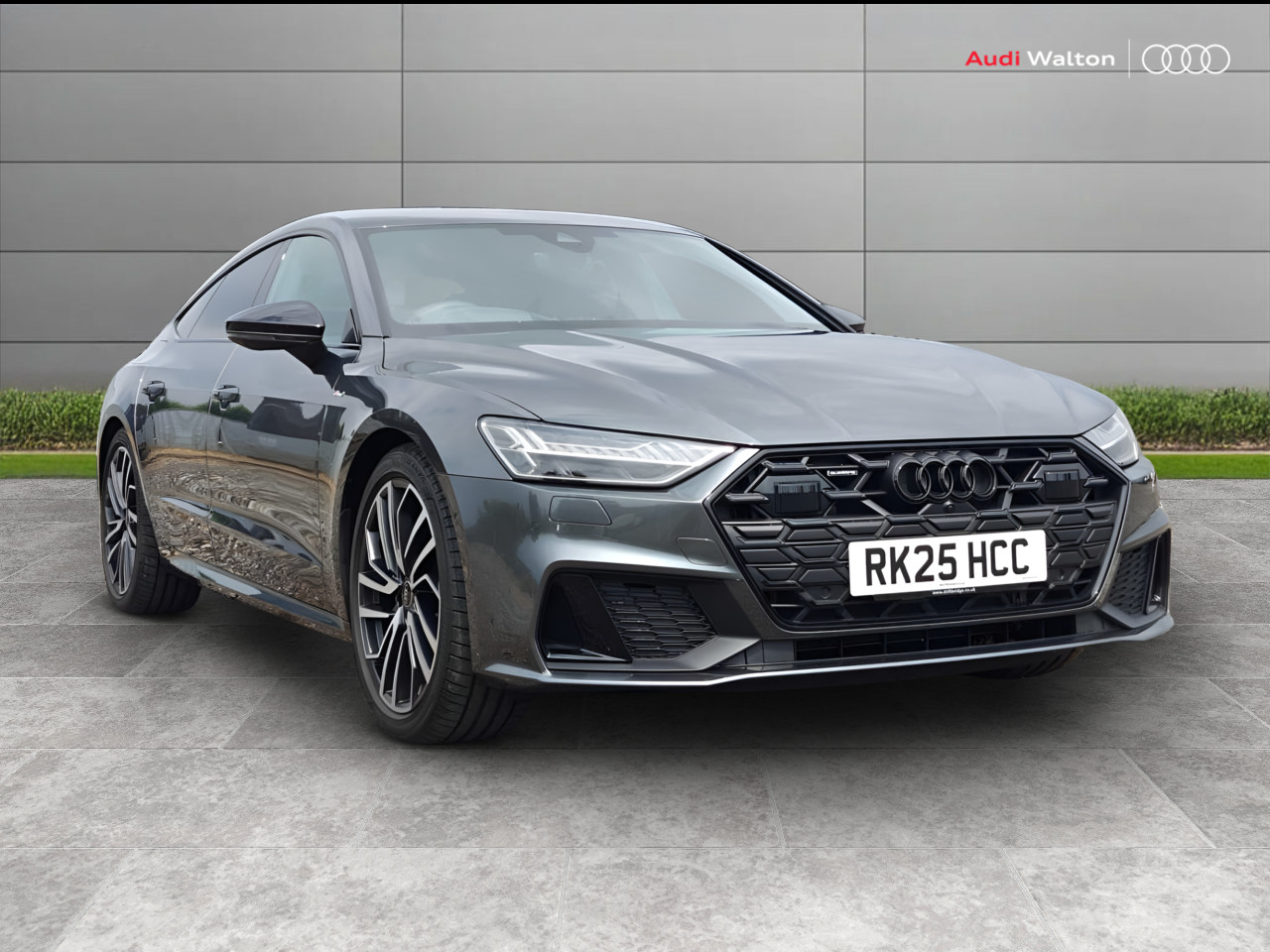 Main listing image - Audi A7