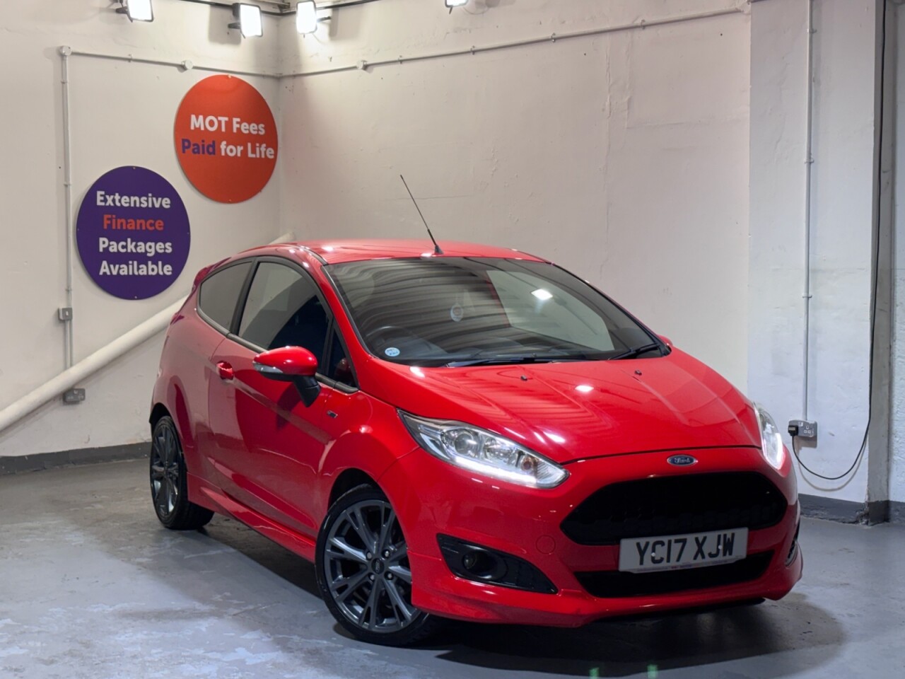 Main listing image - Ford Fiesta