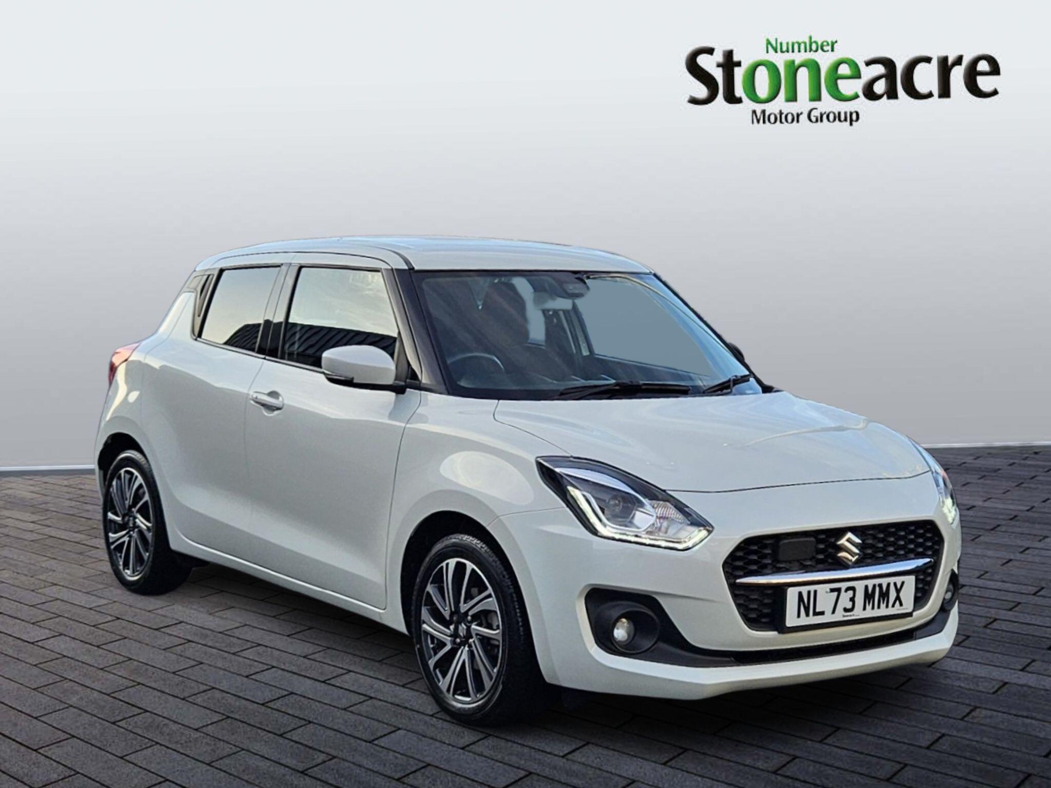 Main listing image - Suzuki Swift