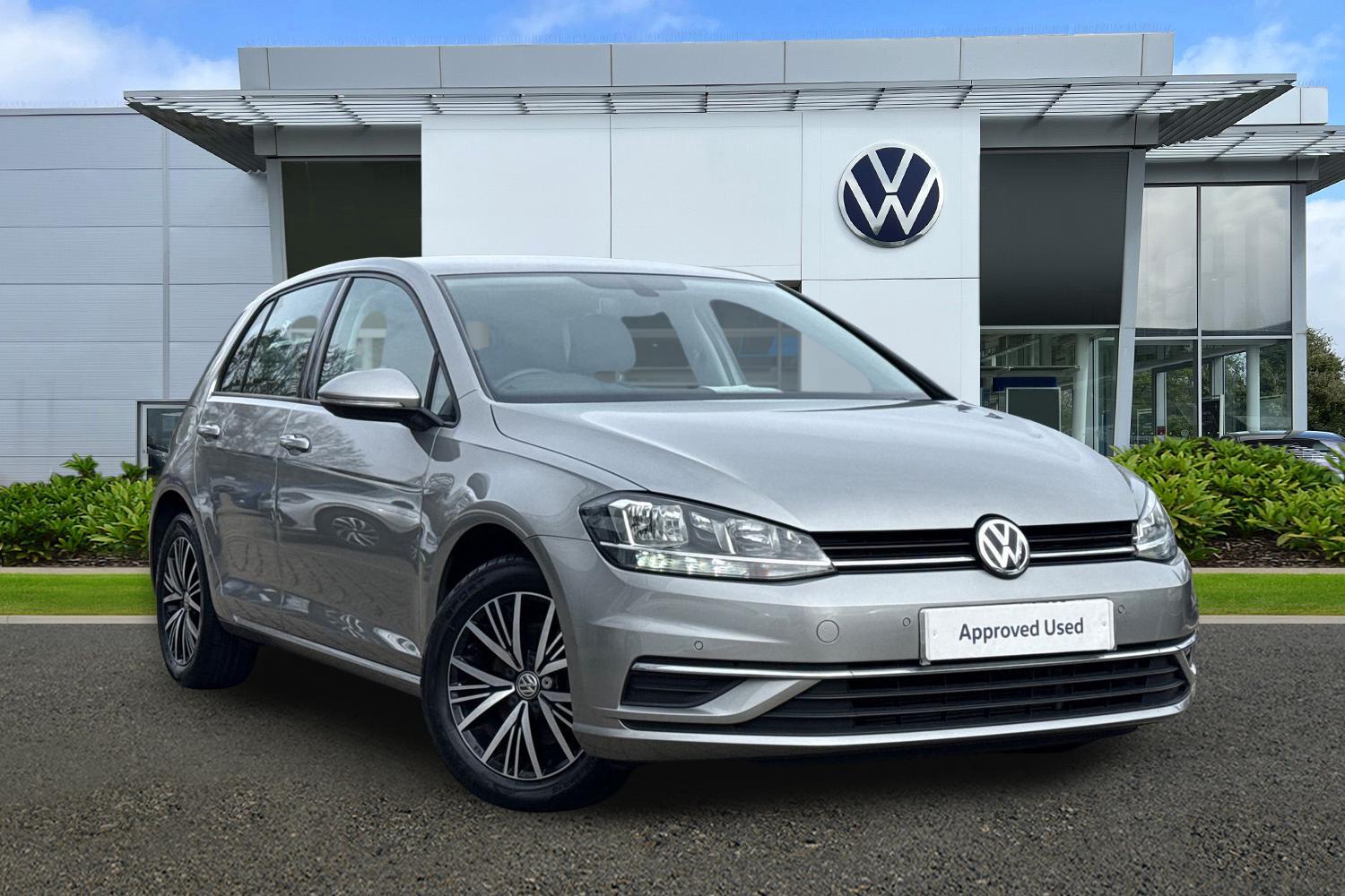 Main listing image - Volkswagen Golf