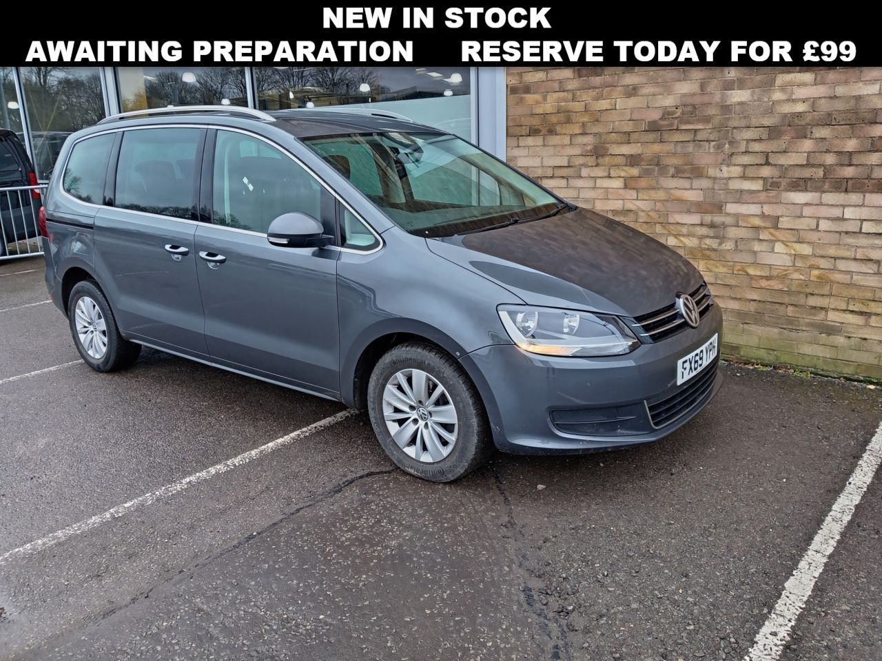 Main listing image - Volkswagen Sharan