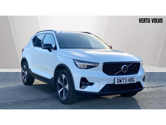 Main listing image - Volvo XC40