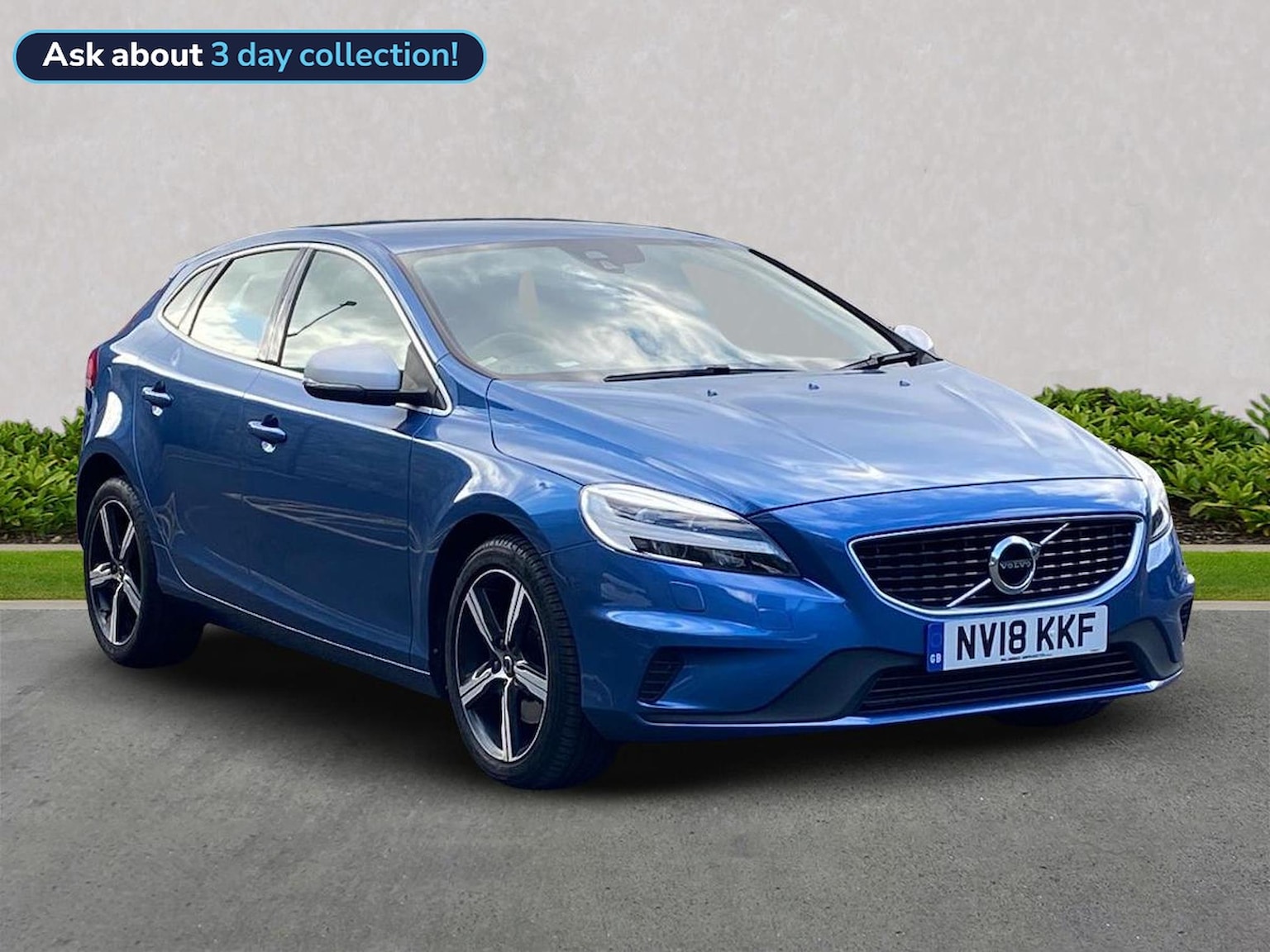 Main listing image - Volvo V40