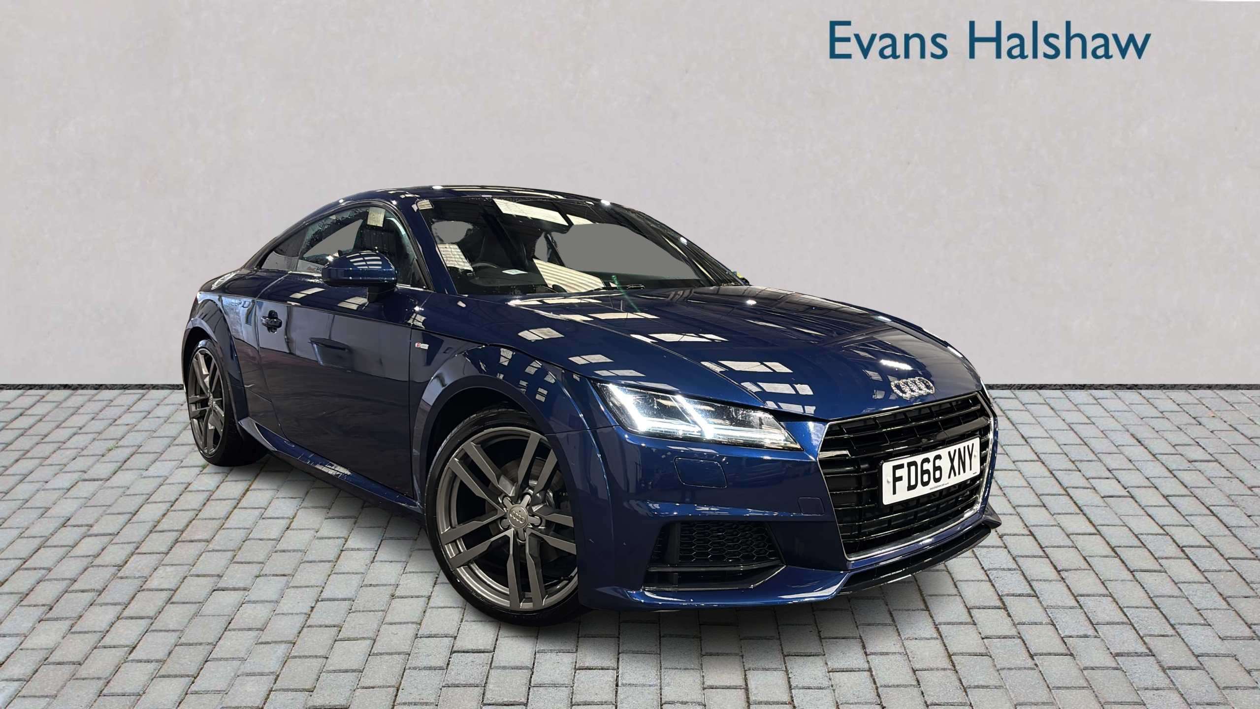 Main listing image - Audi TT