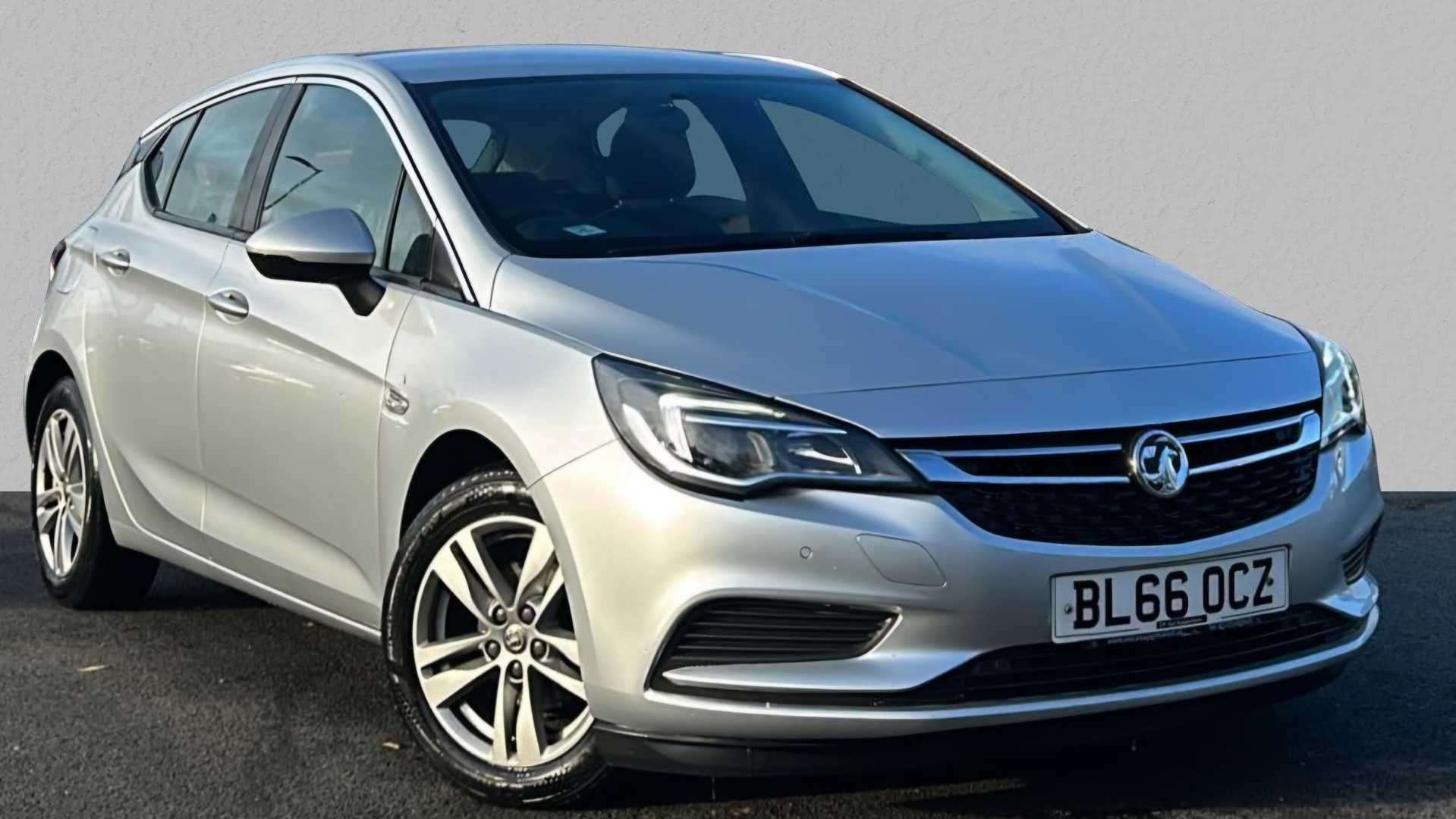 Main listing image - Vauxhall Astra