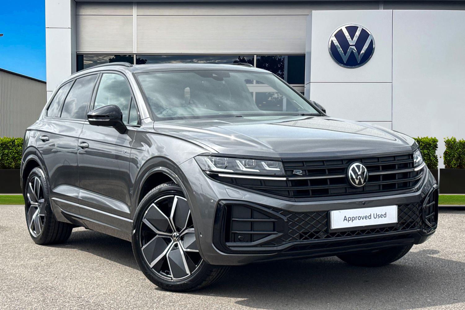 Main listing image - Volkswagen Touareg